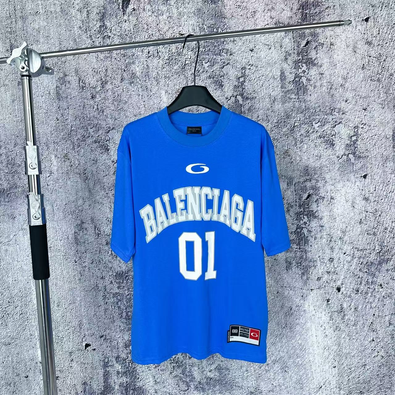 LuxluxHouse Best Quality Clothes Balenciaga T-shirt