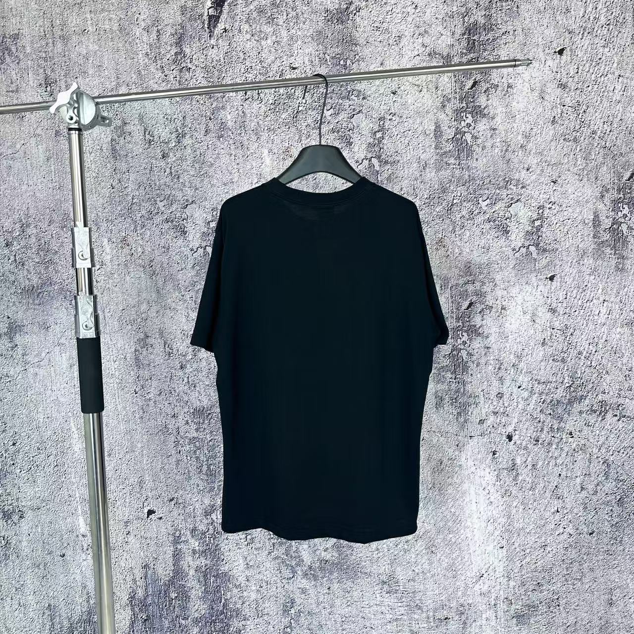 LuxluxHouse Best Quality Clothes Nike & Adidas T-shirt