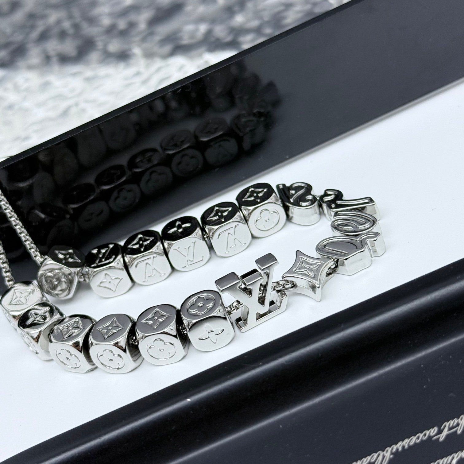 LuxluxHouse Best Quality Accessories Bracelet Louis Vuitton