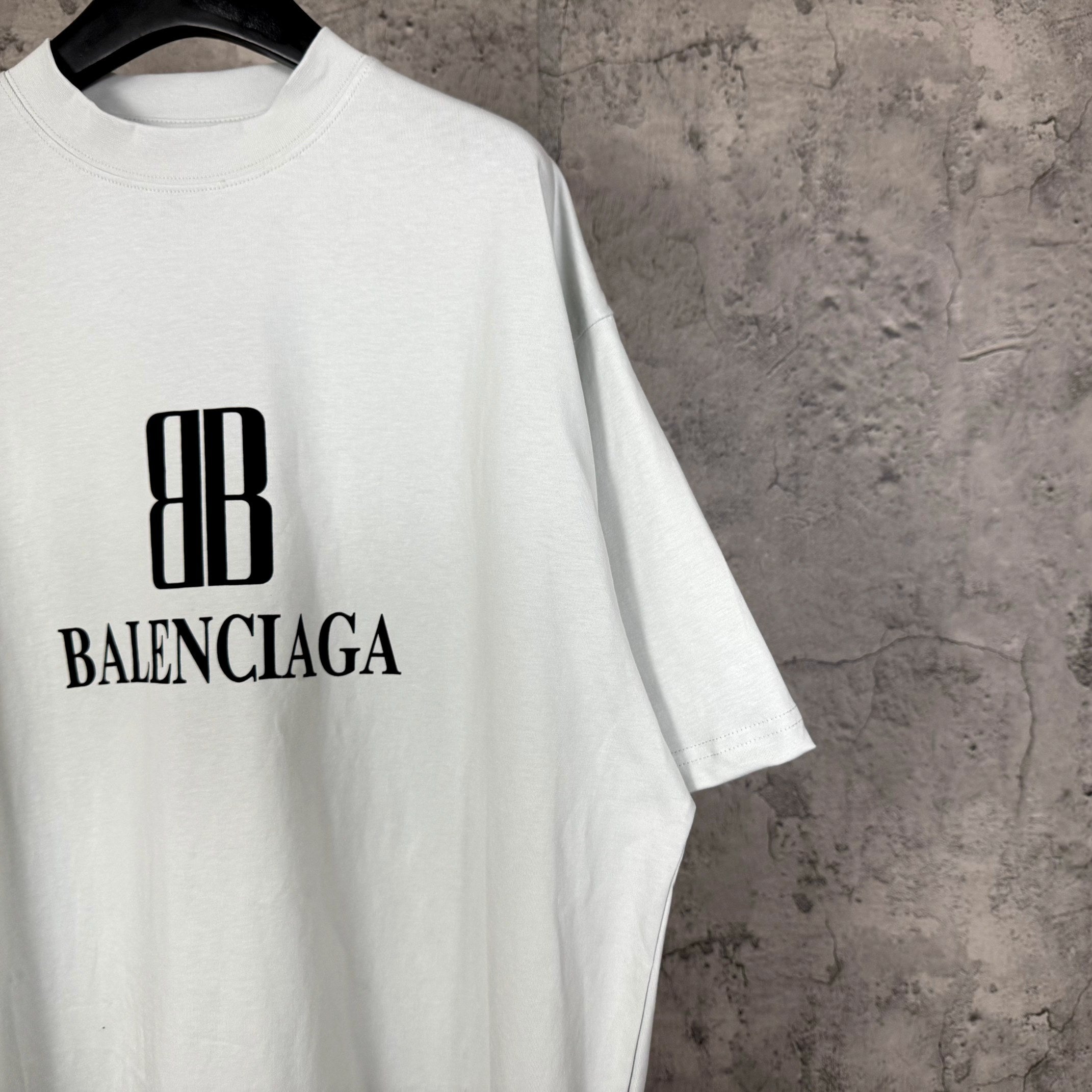 LuxluxHouse Best Quality Clothes Balenciaga T-shirt
