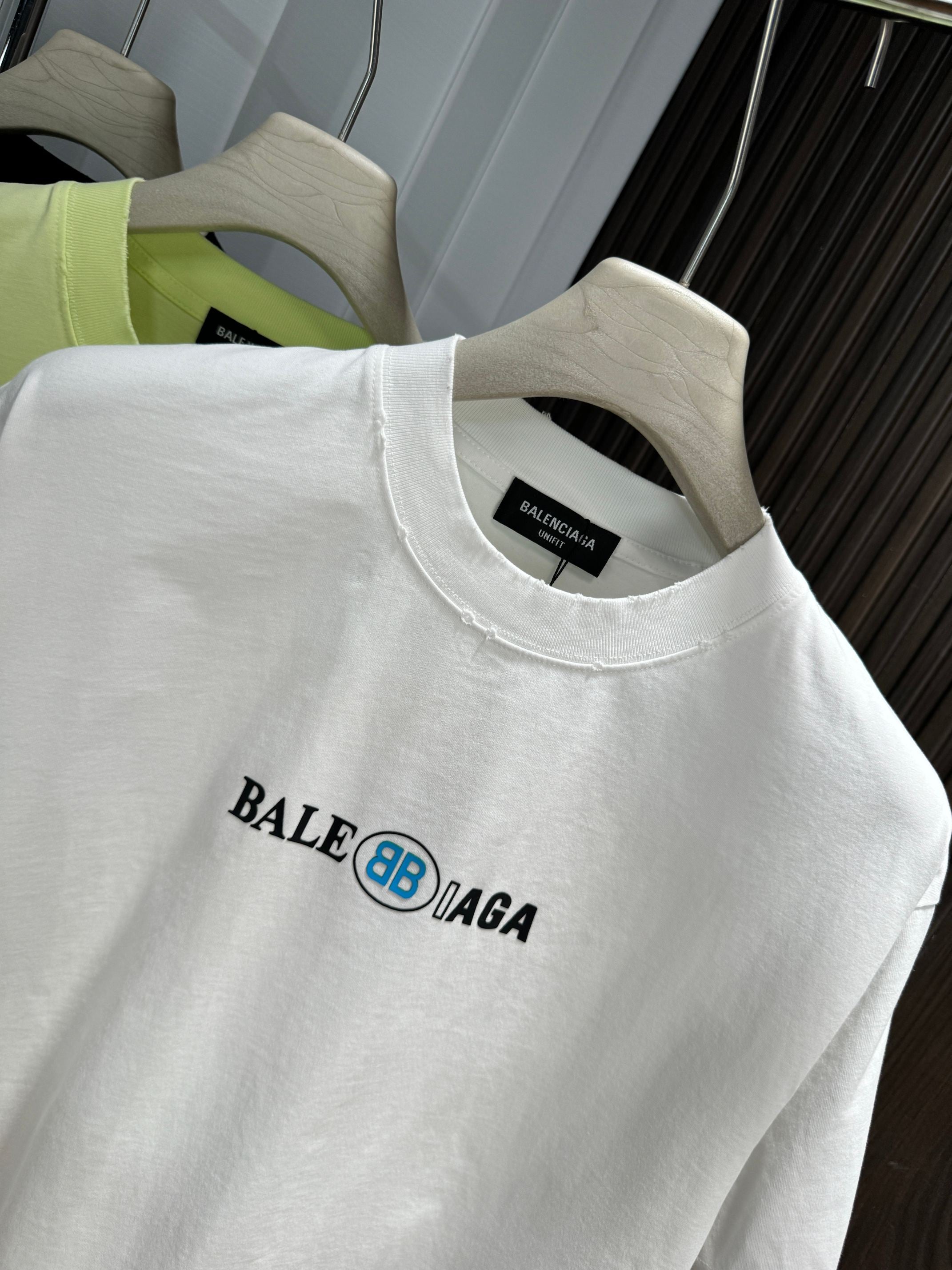 LuxluxHouse Best Quality Clothes Balenciaga T-shirt