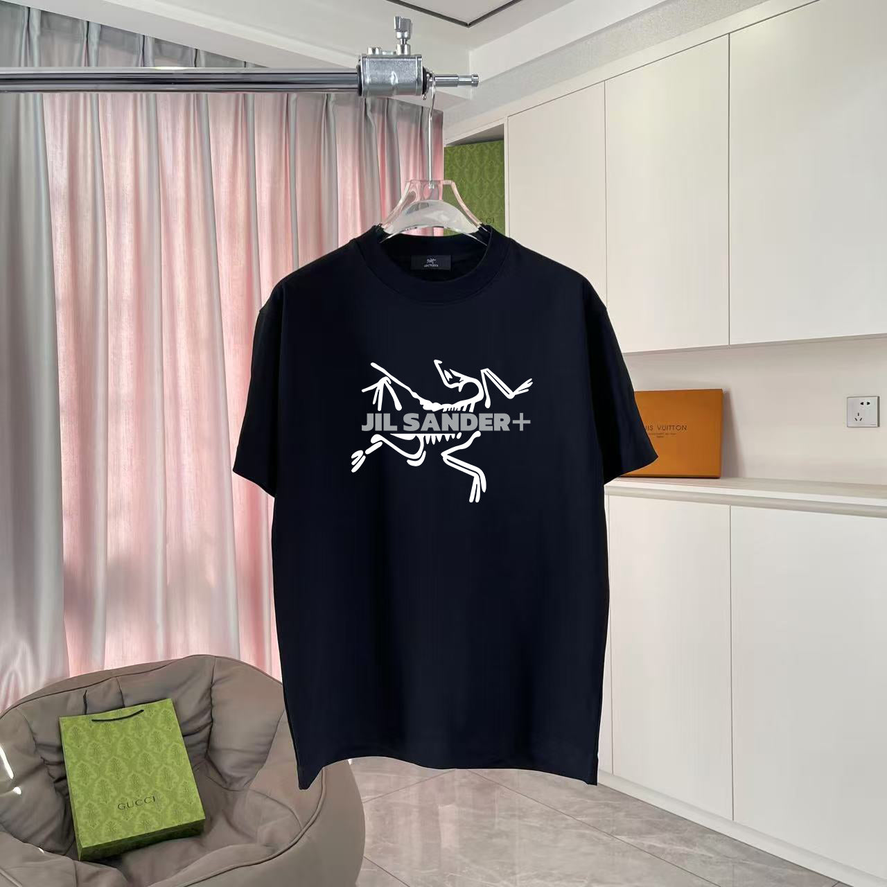 LuxluxHouse Best Quality Clothes T-shirt Arcteryx