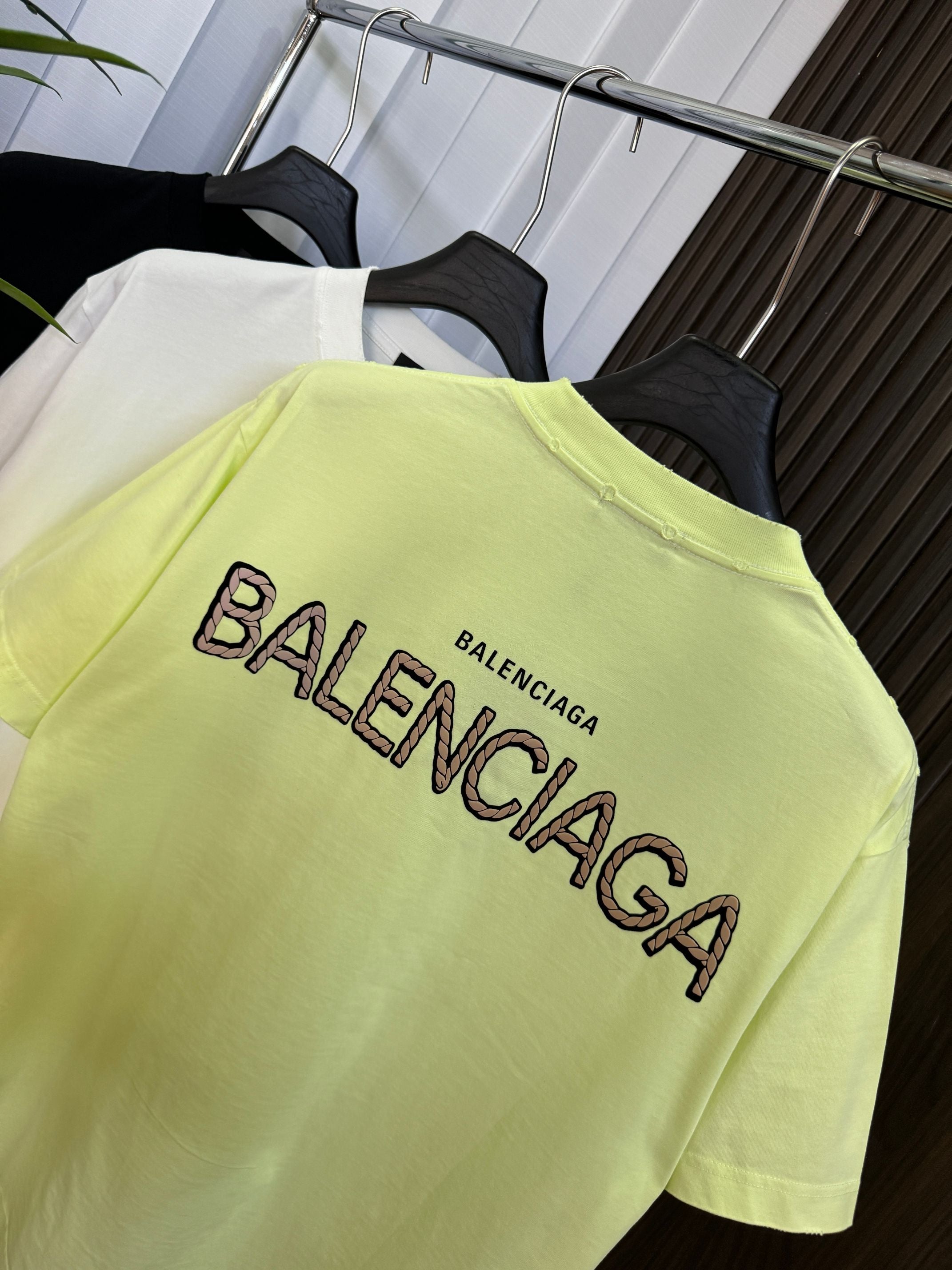 LuxluxHouse Best Quality Clothes Balenciaga T-shirt