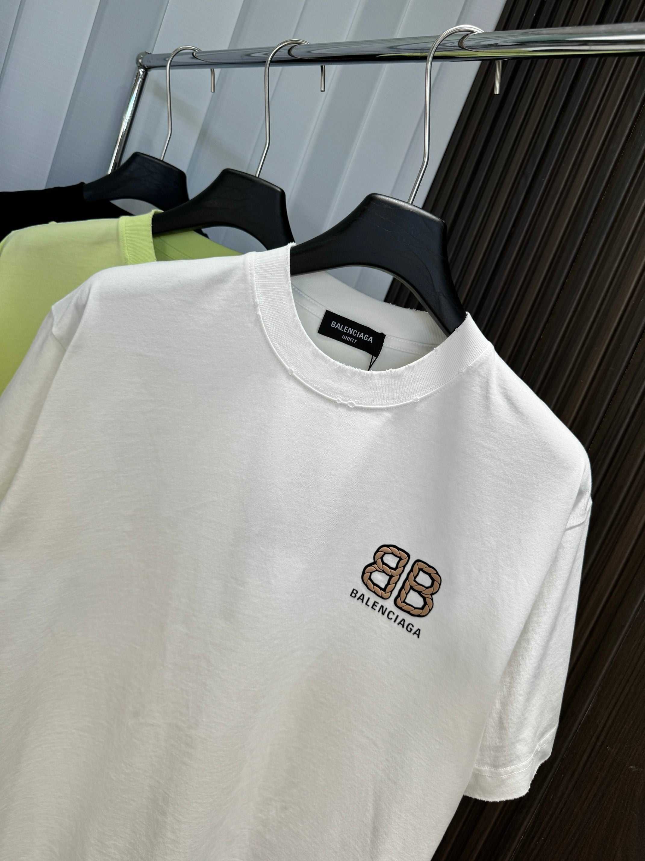 LuxluxHouse Best Quality Clothes Balenciaga T-shirt
