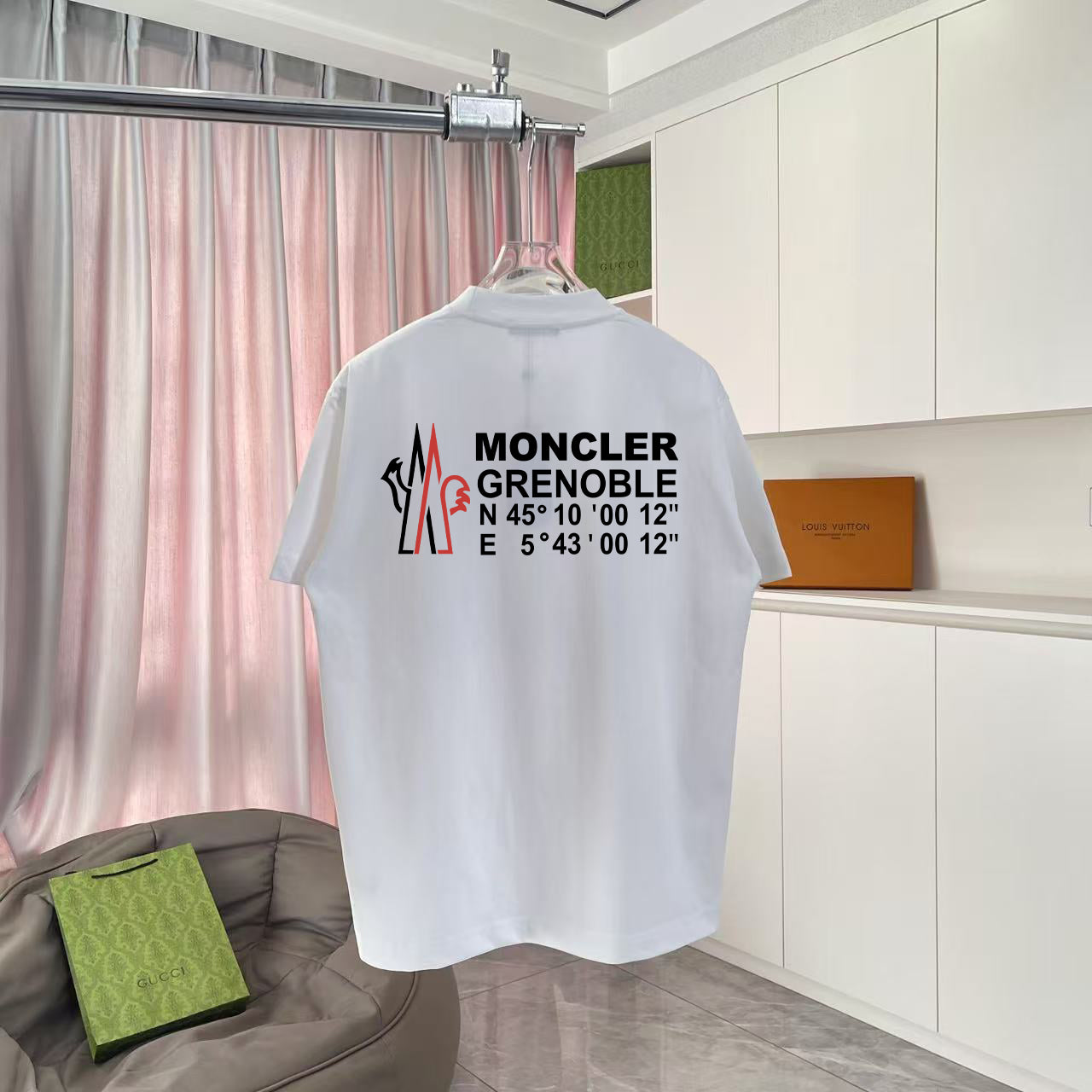 LuxluxHouse Best Quality Clothes T-shirt Moncler