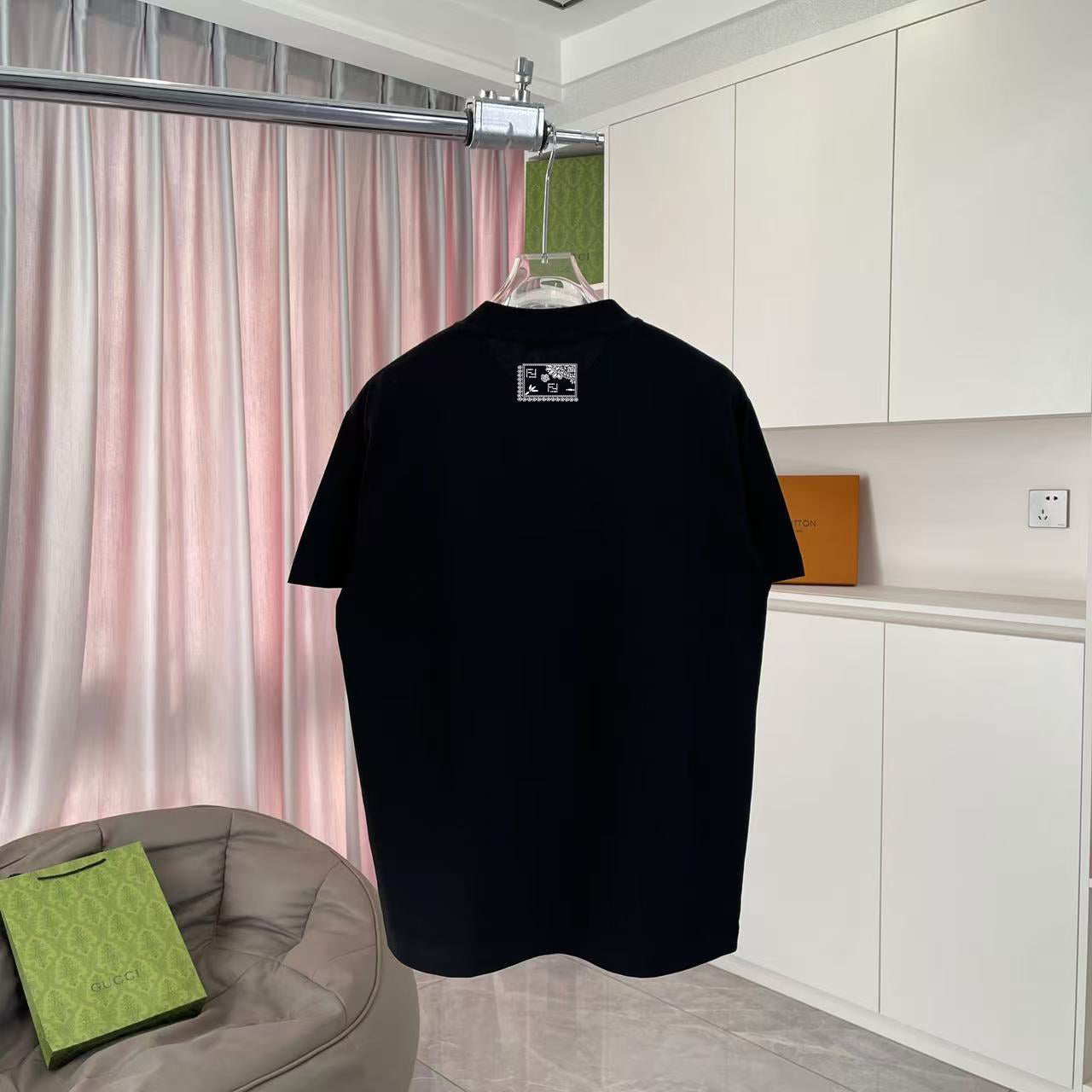 LuxluxHouse Best Quality Clothes Fendi T-shirt