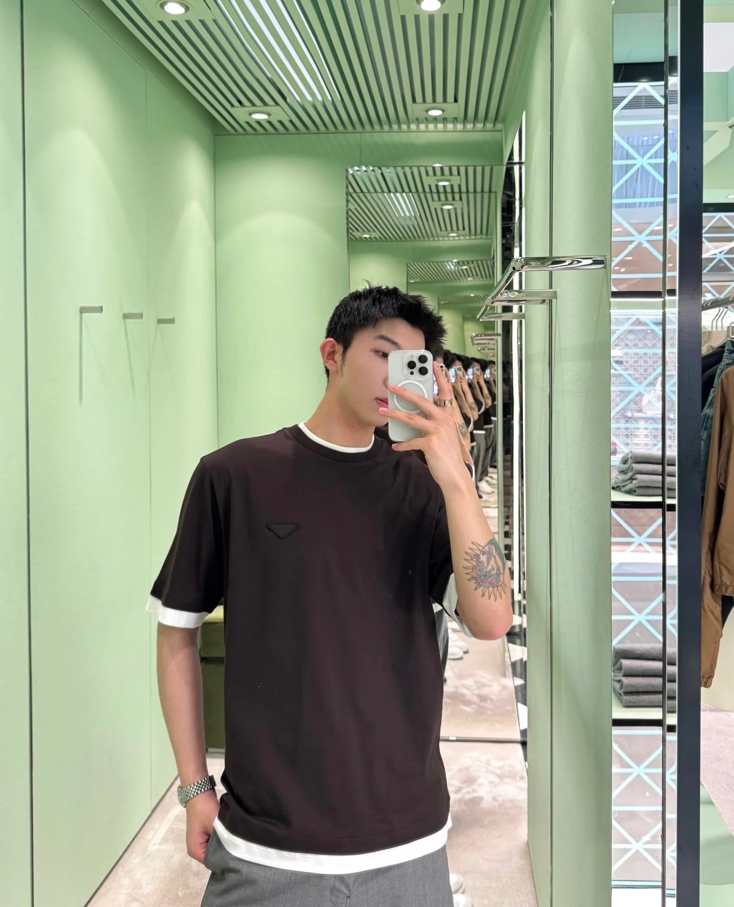 LuxluxHouse Best Quality Clothes T-shirt Prada