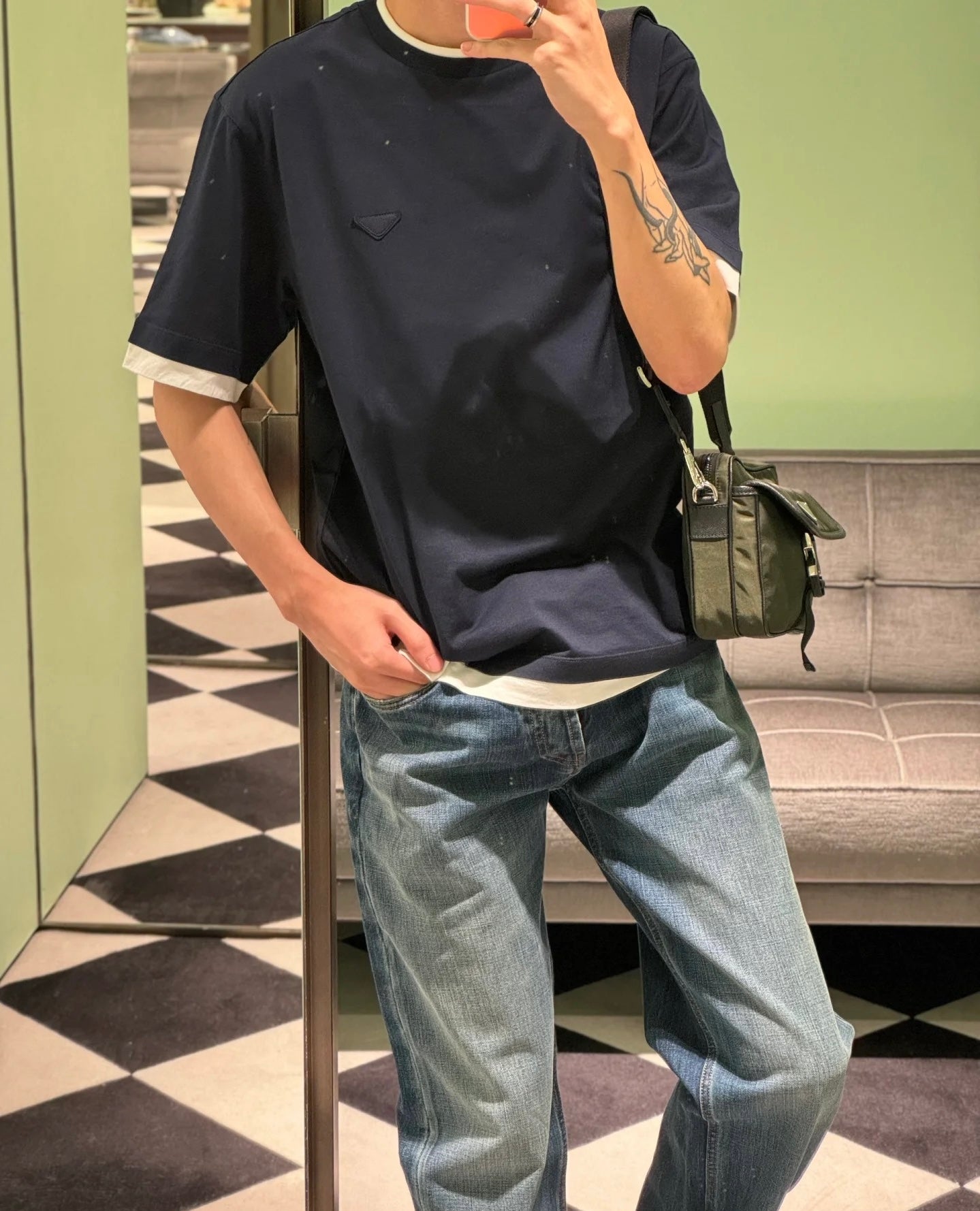 LuxluxHouse Best Quality Clothes T-shirt Prada