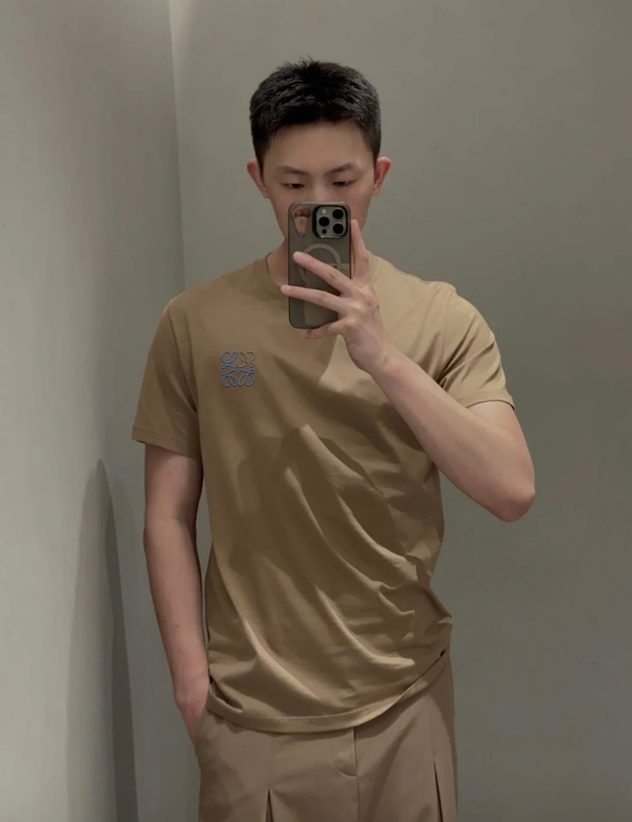 LuxluxHouse Best Quality Clothes T-shirt Loewe