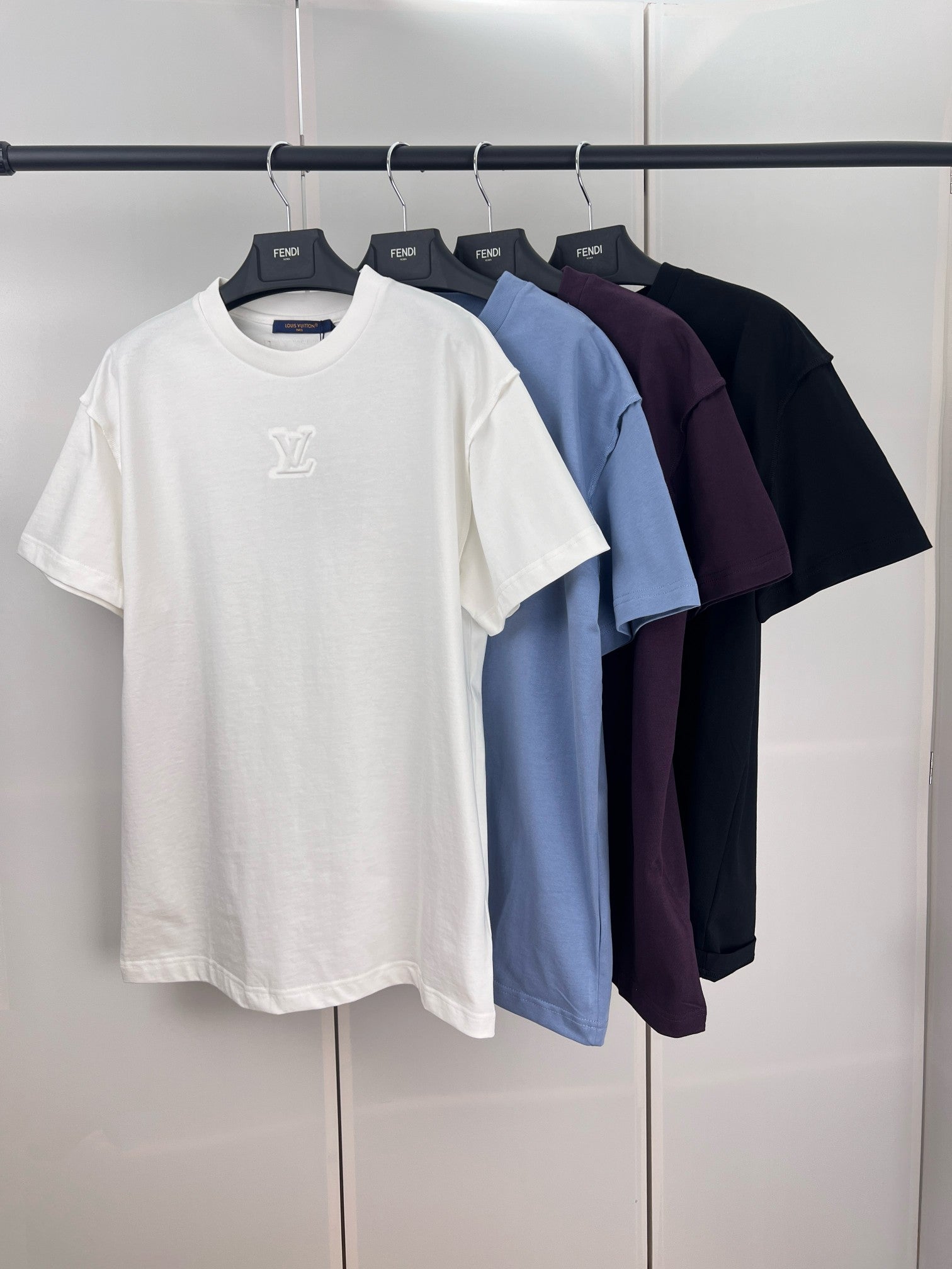 LuxluxHouse Best Quality Clothes T-shirt Louis Vuitton