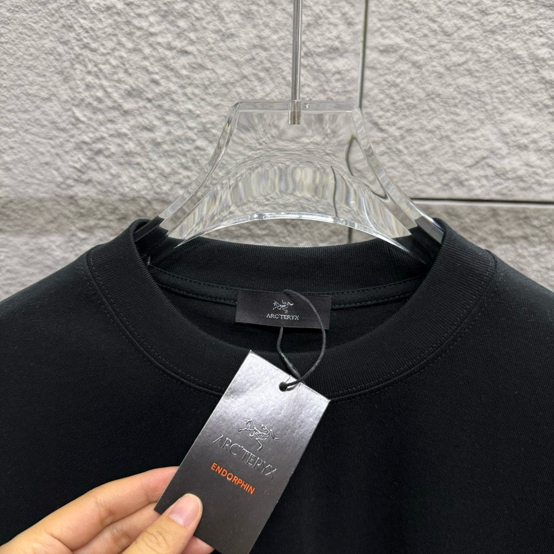 LuxluxHouse Best Quality Clothes T-shirt Arcteryx