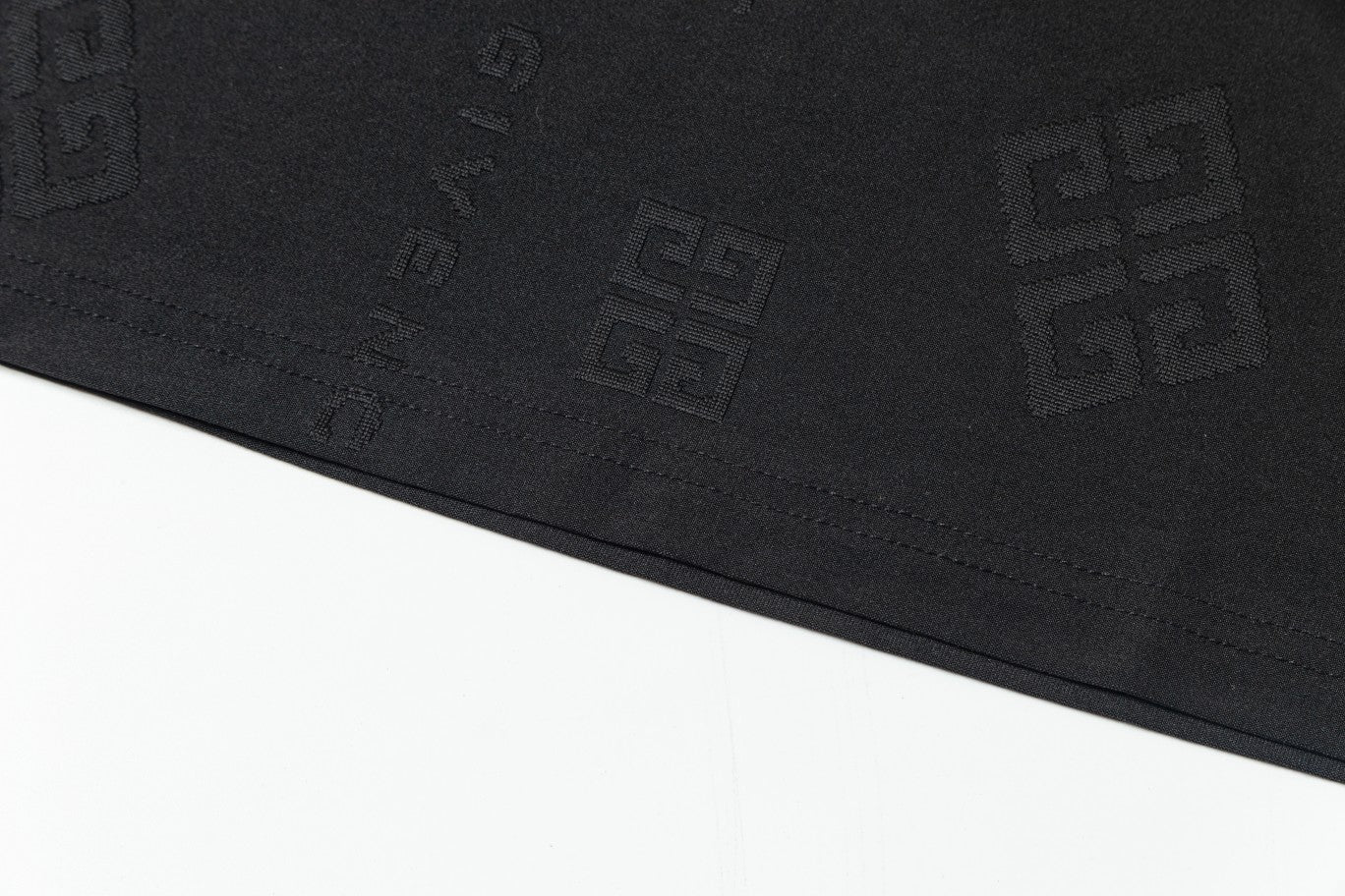 LuxluxHouse Best Quality Clothes Givenchy T-shirt