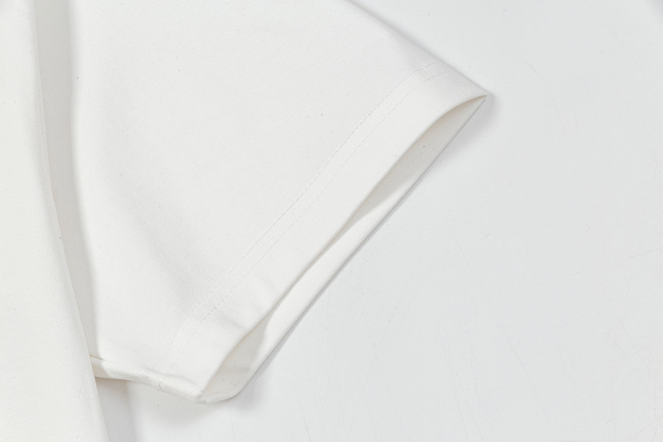 LuxluxHouse Best Quality Clothes T-shirt Prada