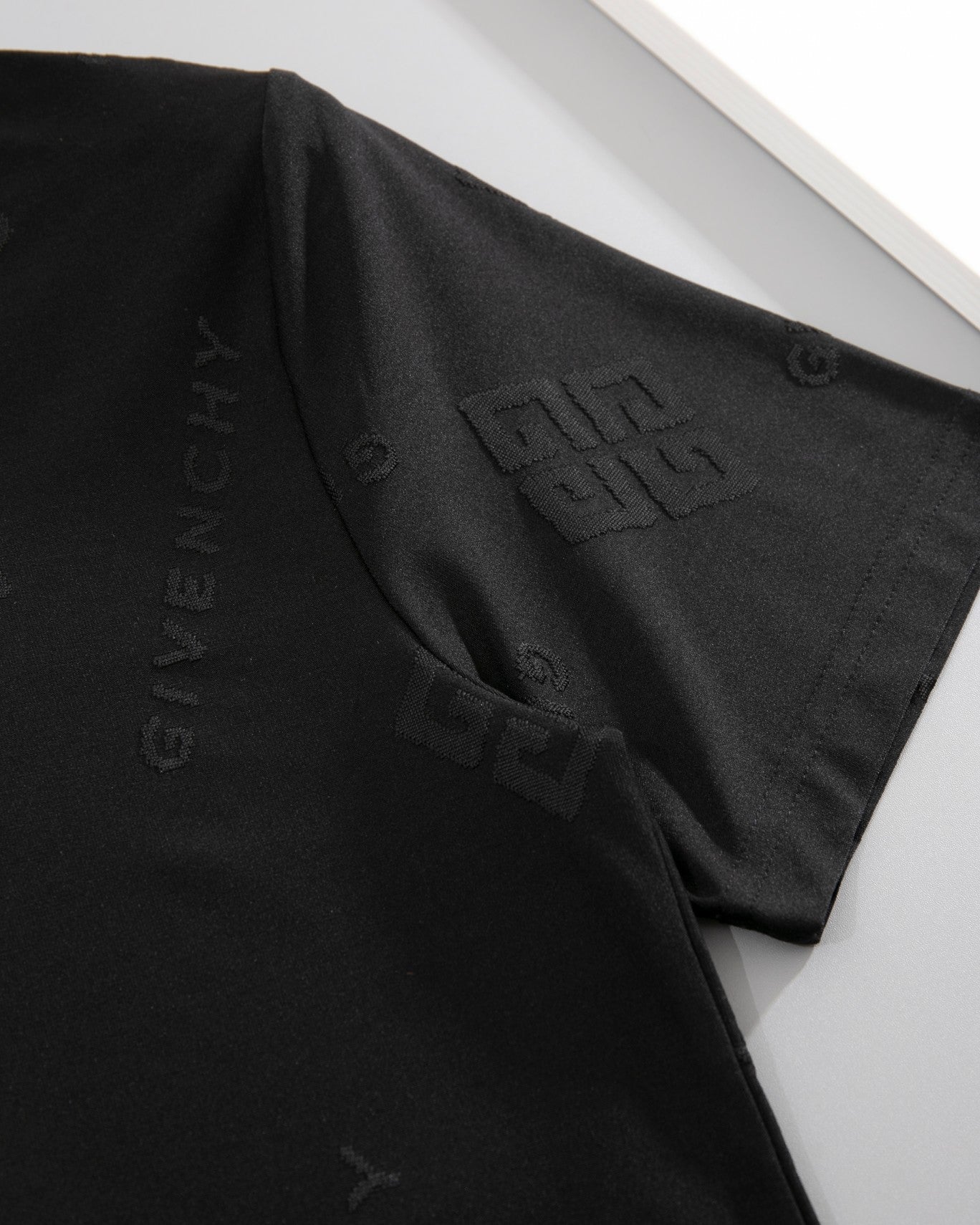LuxluxHouse Best Quality Clothes Givenchy T-shirt