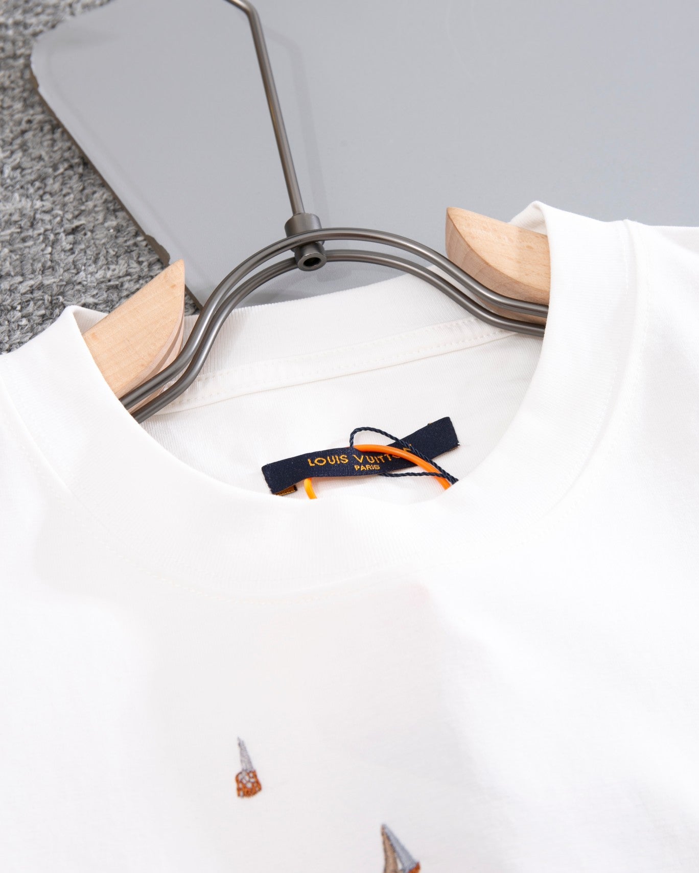 LuxluxHouse Best Quality Clothes T-shirt Louis Vuitton