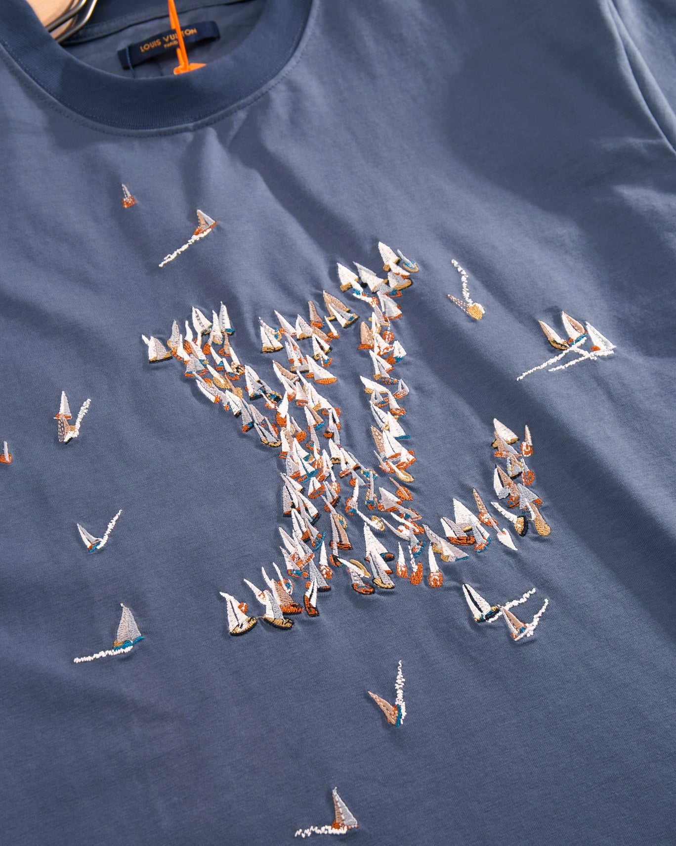 LuxluxHouse Best Quality Clothes T-shirt Louis Vuitton