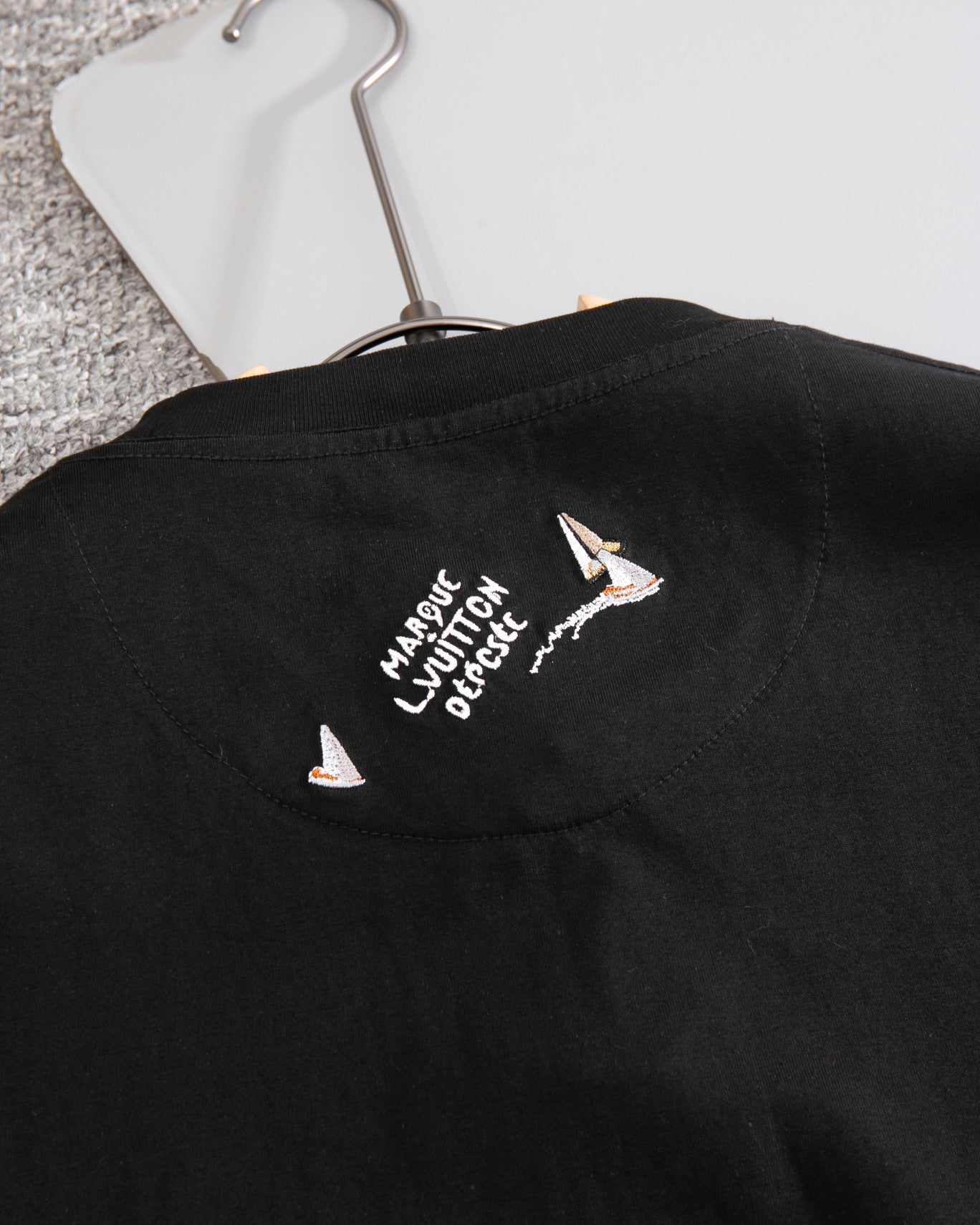 LuxluxHouse Best Quality Clothes T-shirt Louis Vuitton