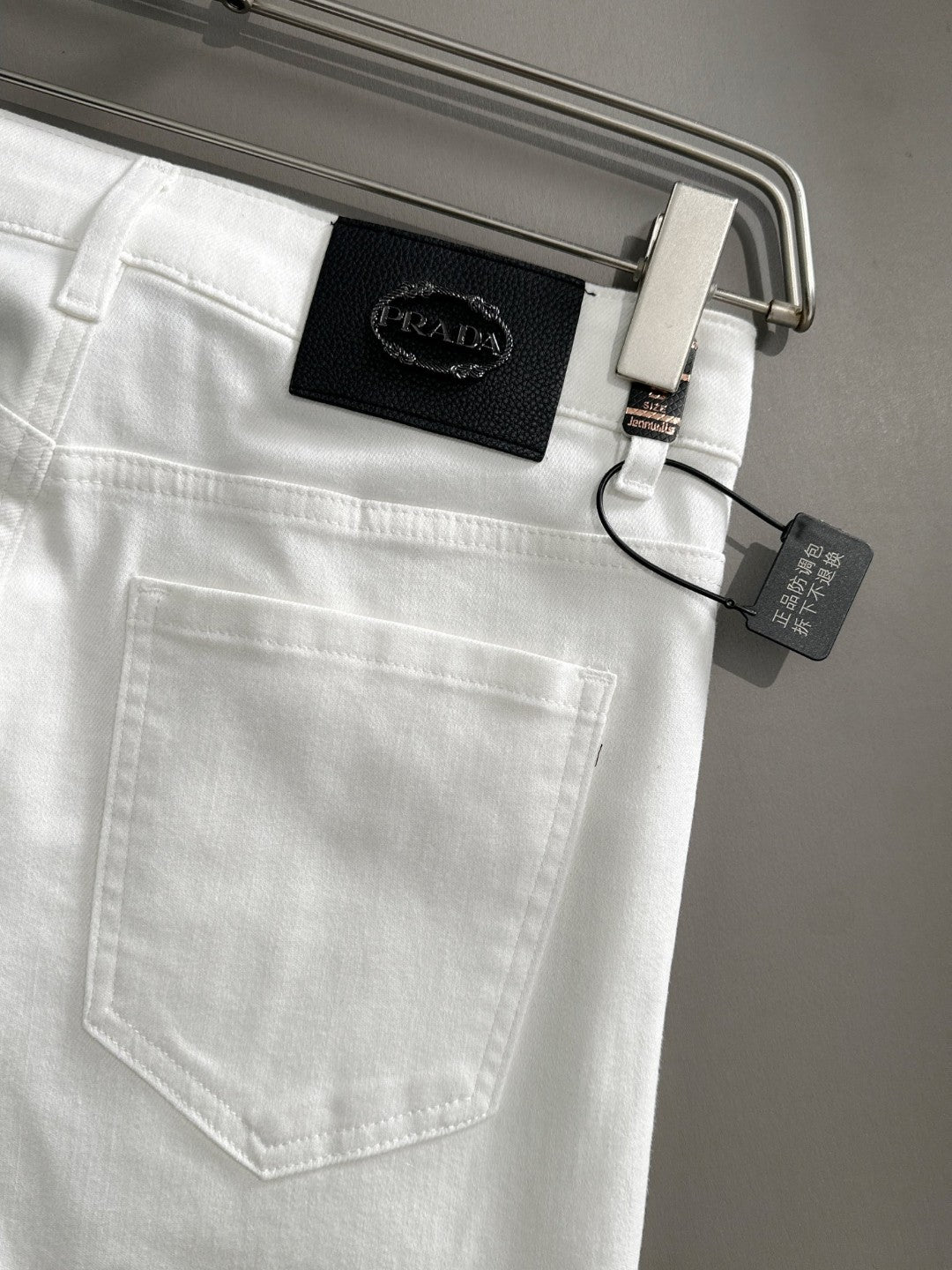 LuxluxHouse Best Quality Clothes Pants Prada