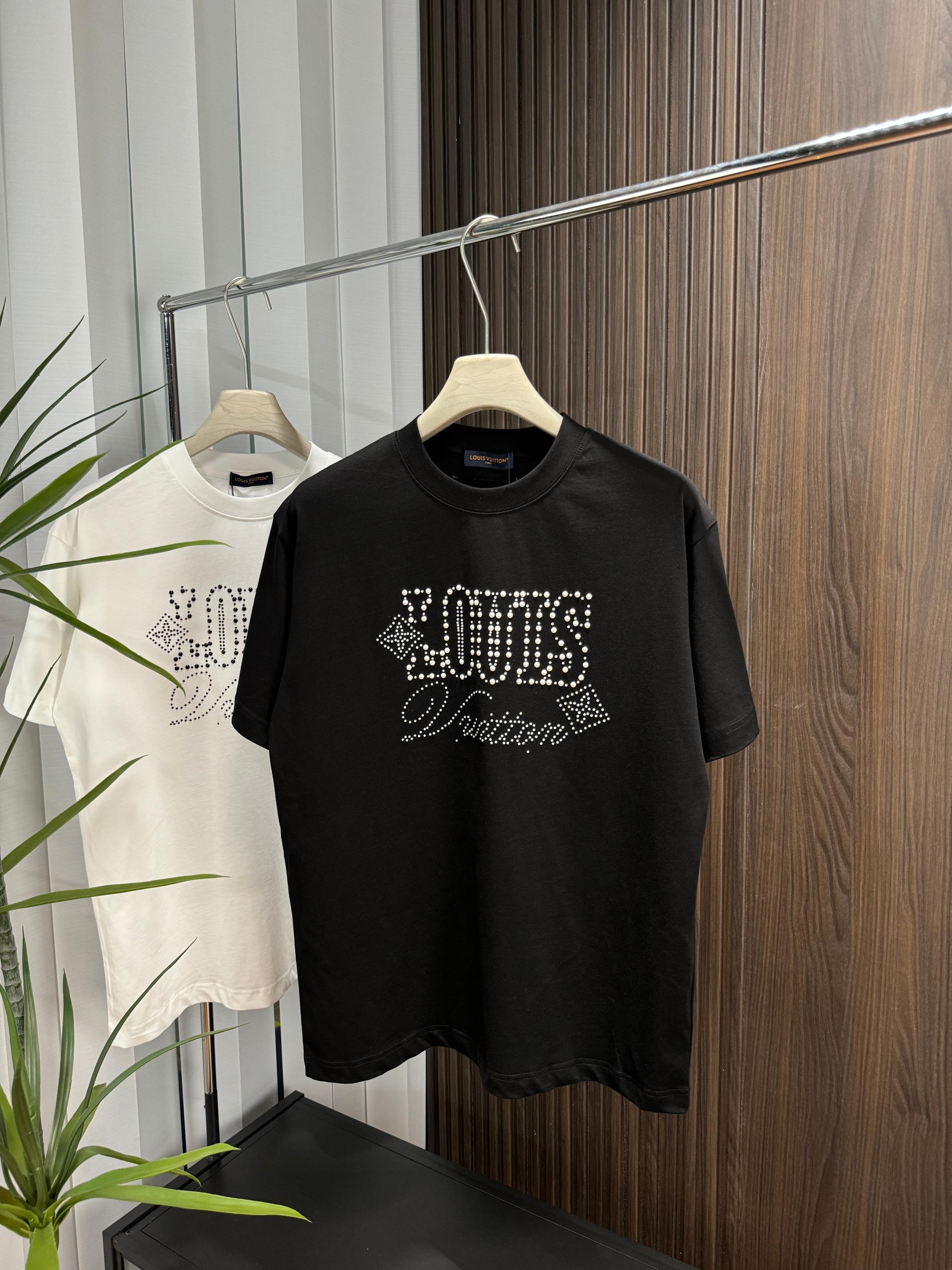 LuxluxHouse Best Quality Clothes T-shirt Louis Vuitton
