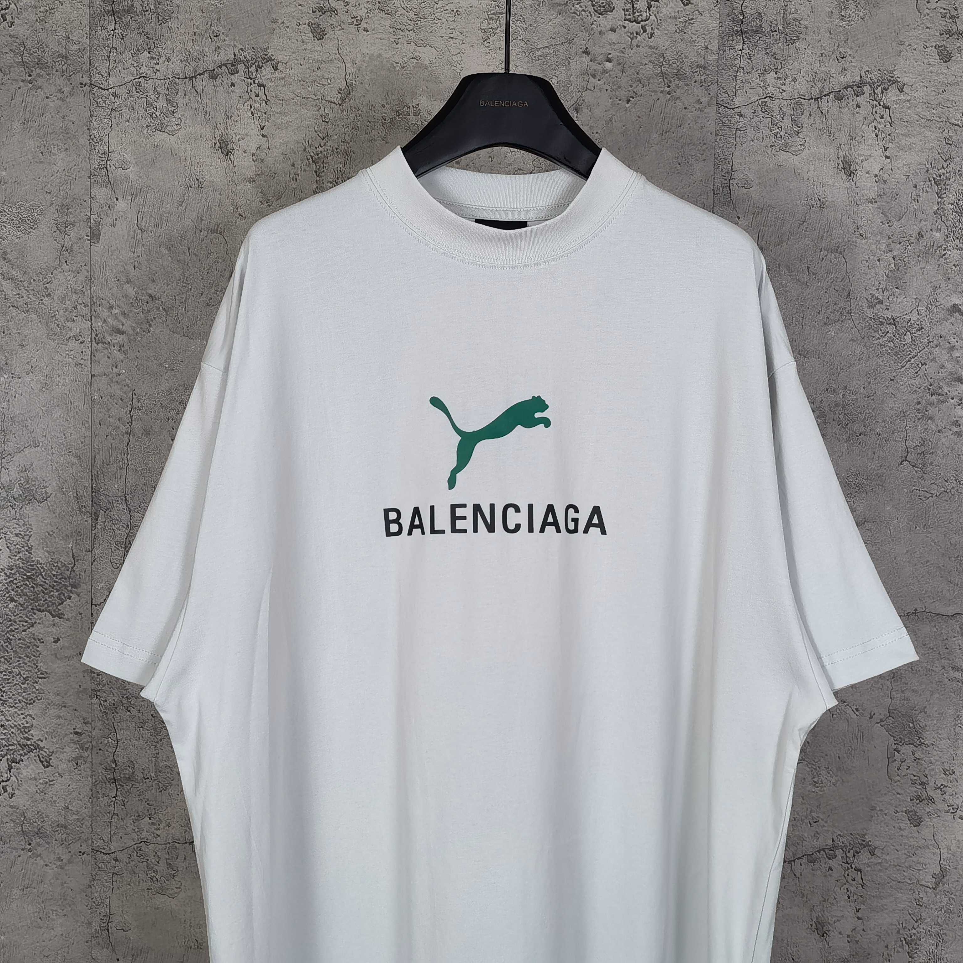 LuxluxHouse Best Quality Clothes Balenciaga T-shirt