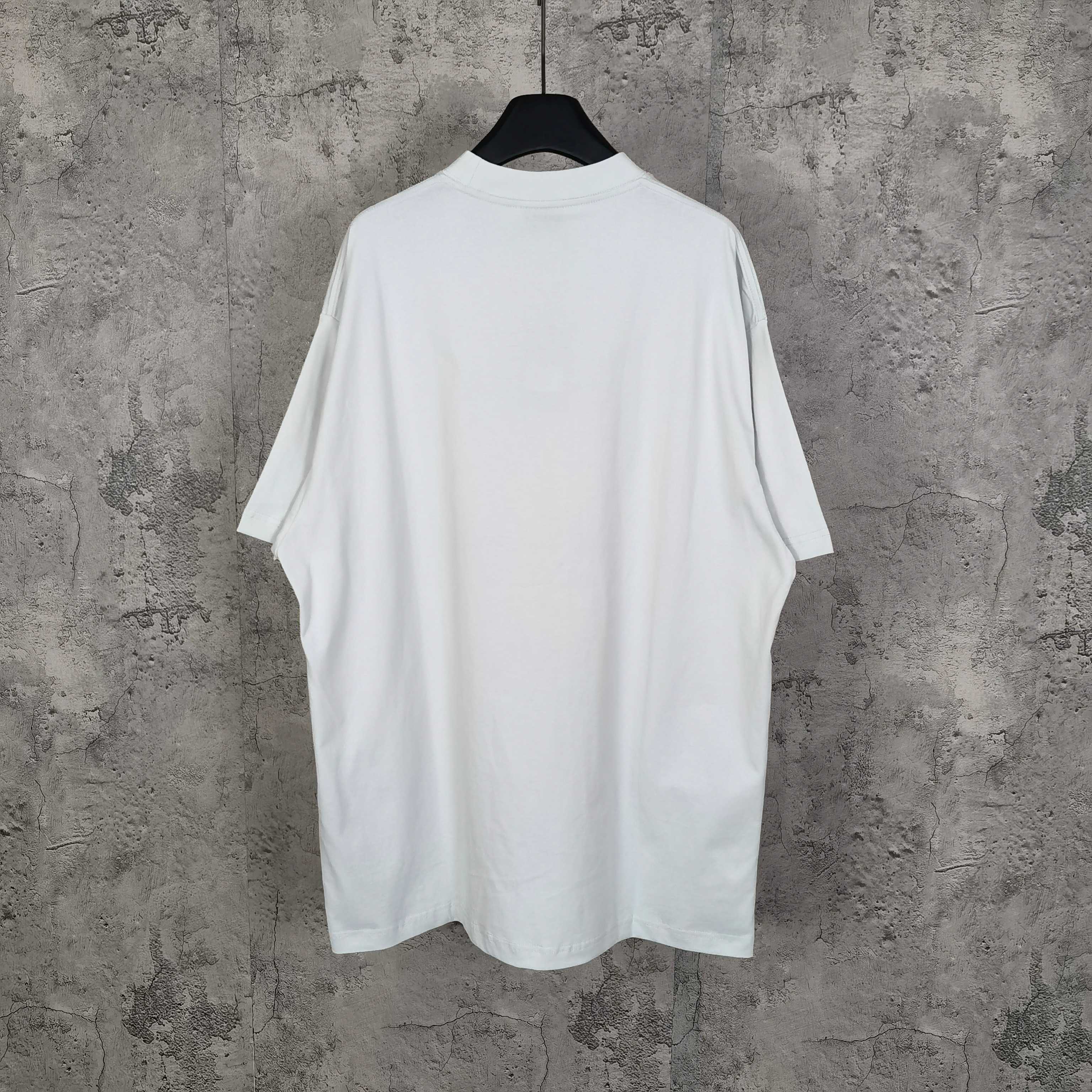 LuxluxHouse Best Quality Clothes Balenciaga T-shirt