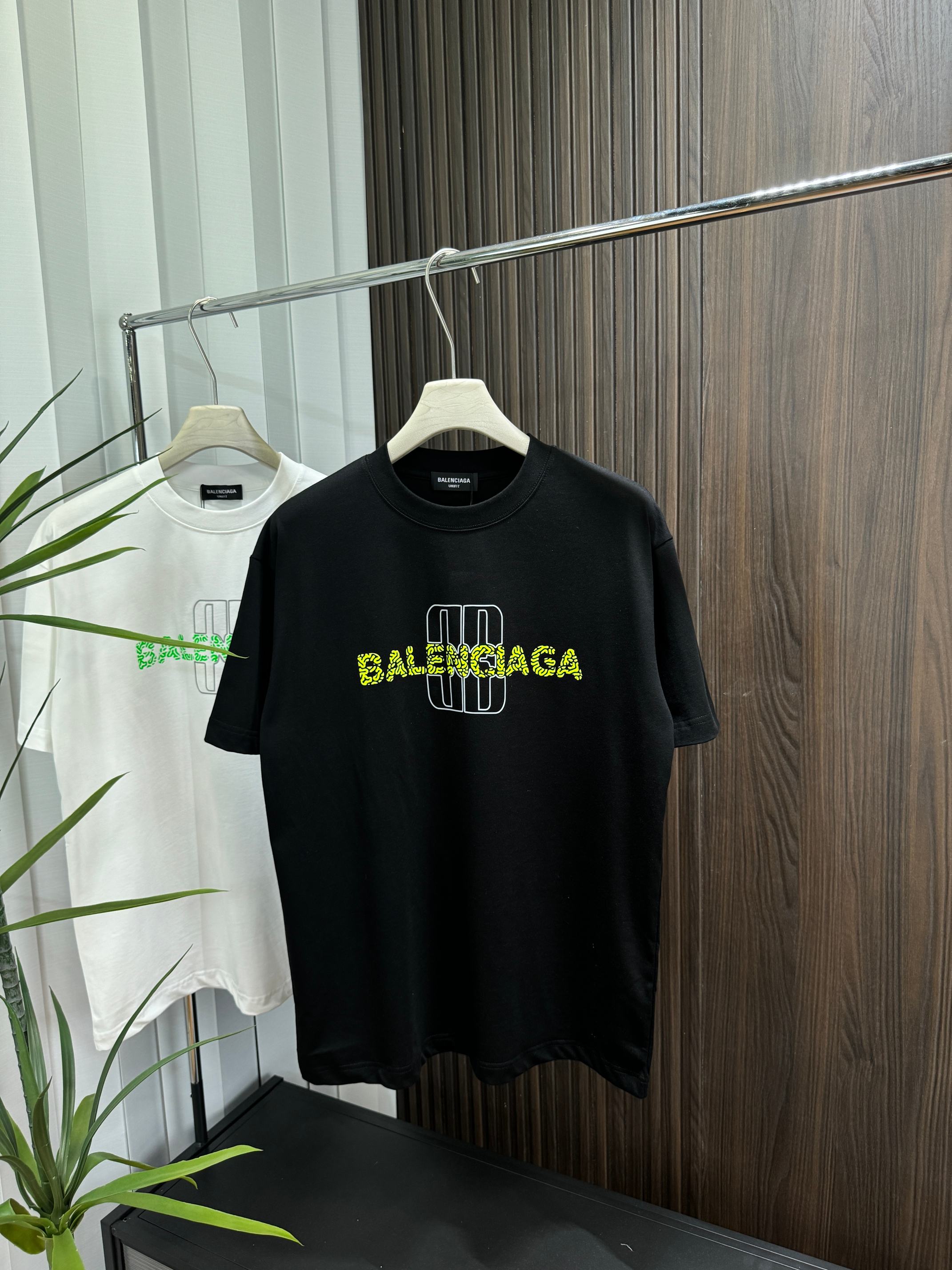 LuxluxHouse Best Quality Clothes Balenciaga T-shirt