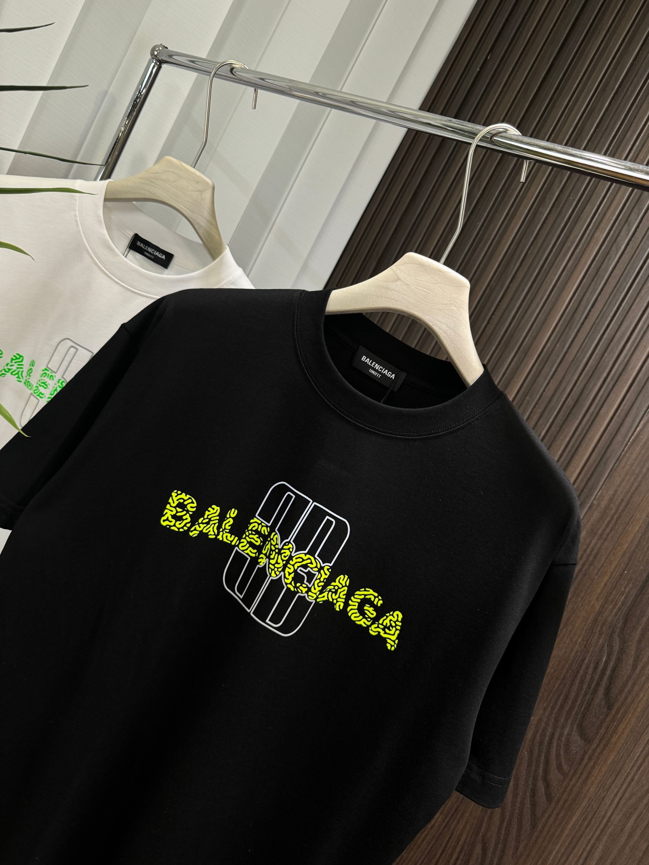 LuxluxHouse Best Quality Clothes Balenciaga T-shirt