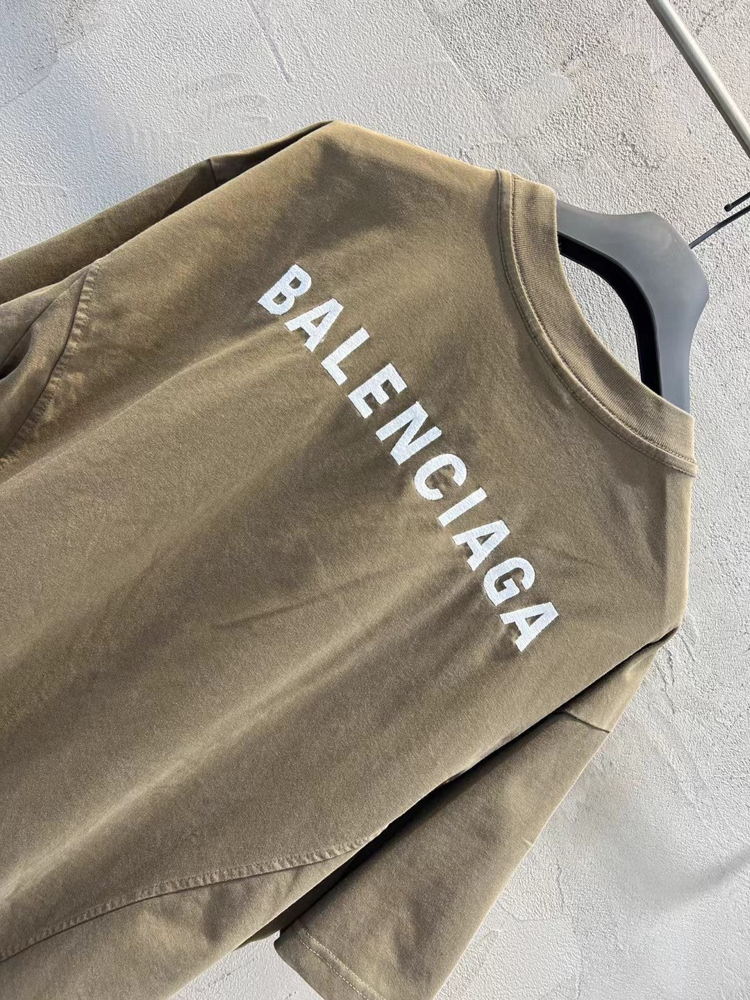 LuxluxHouse Best Quality Clothes Balenciaga T-shirt