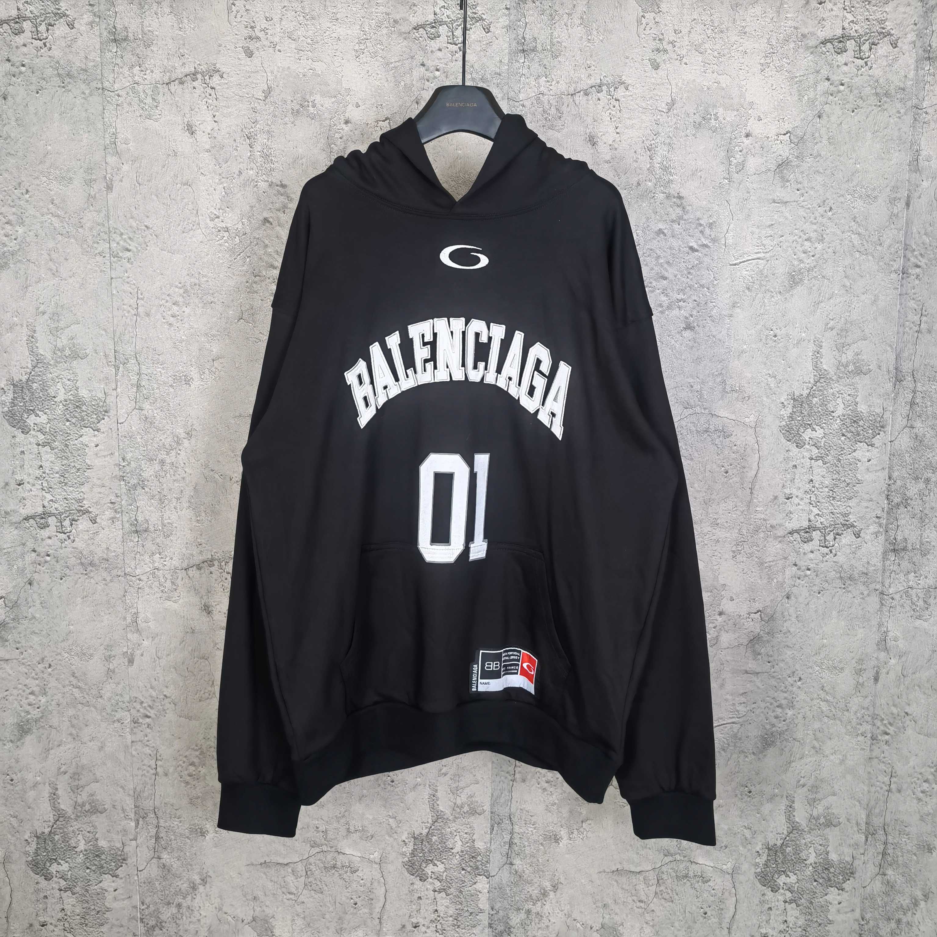 LuxluxHouse Best Quality Clothes Balenciaga Hoodie & Sweater
