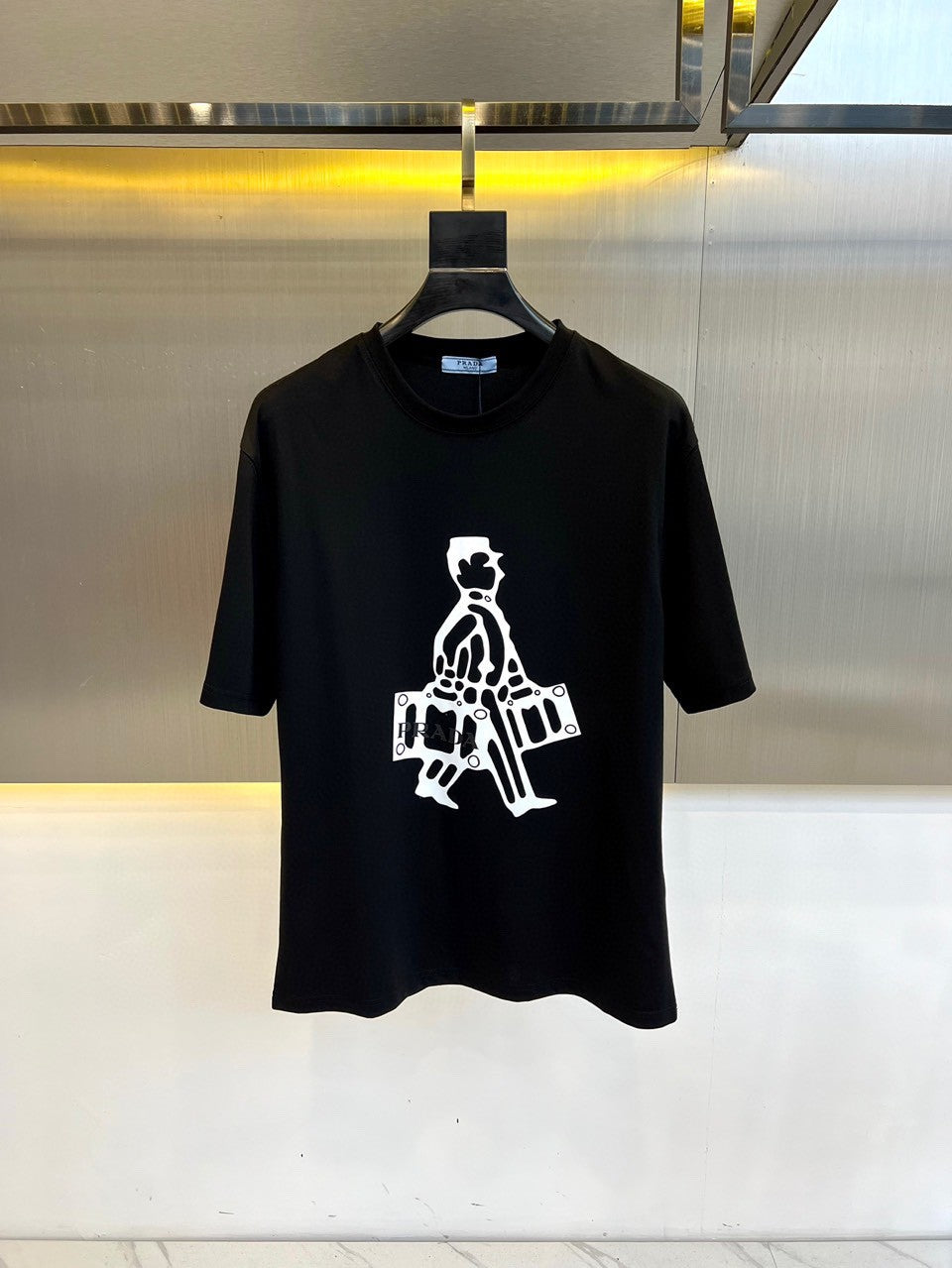 LuxluxHouse Best Quality Clothes T-shirt Prada