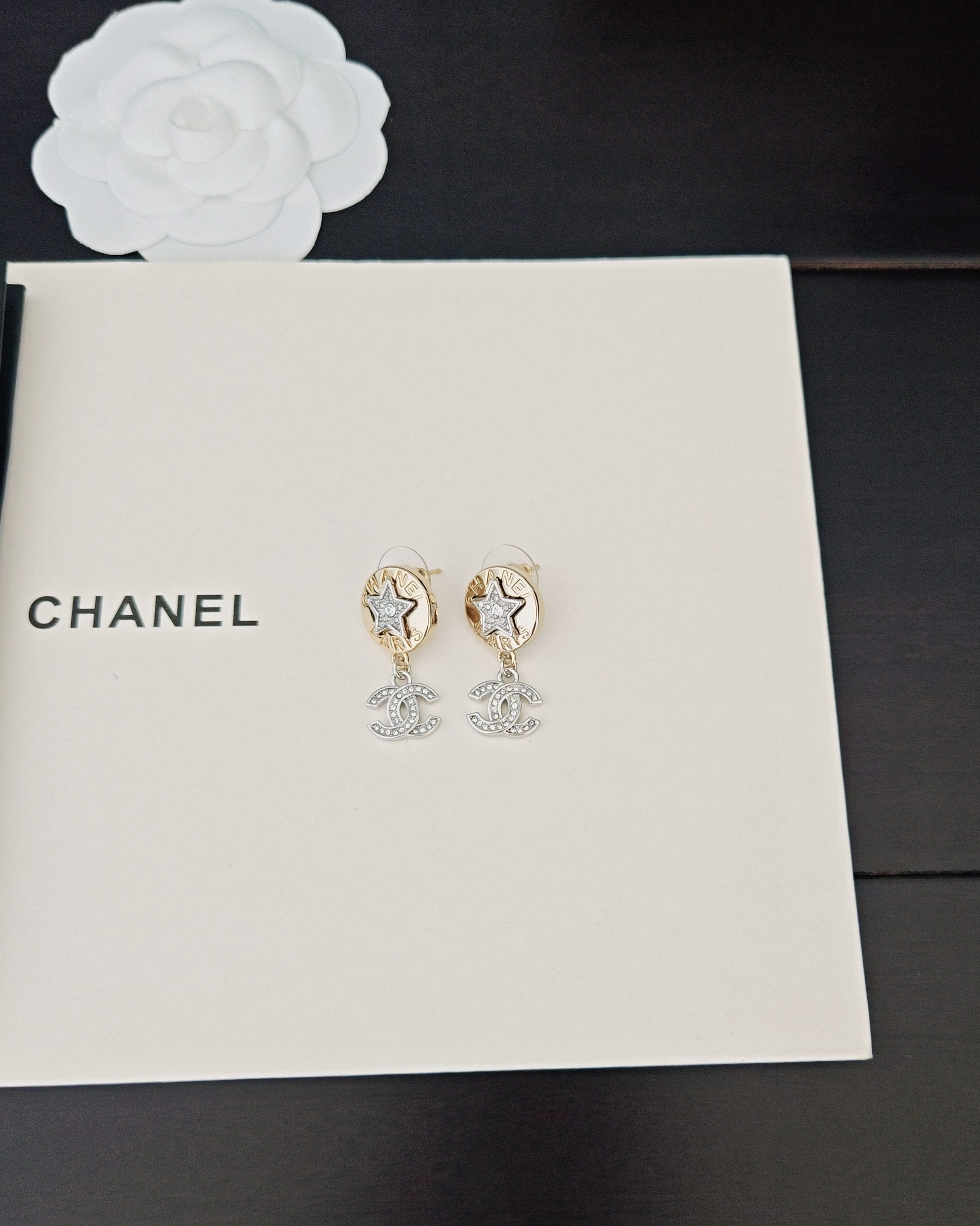 LuxluxHouse Best Quality Accessories Chanel Earrings