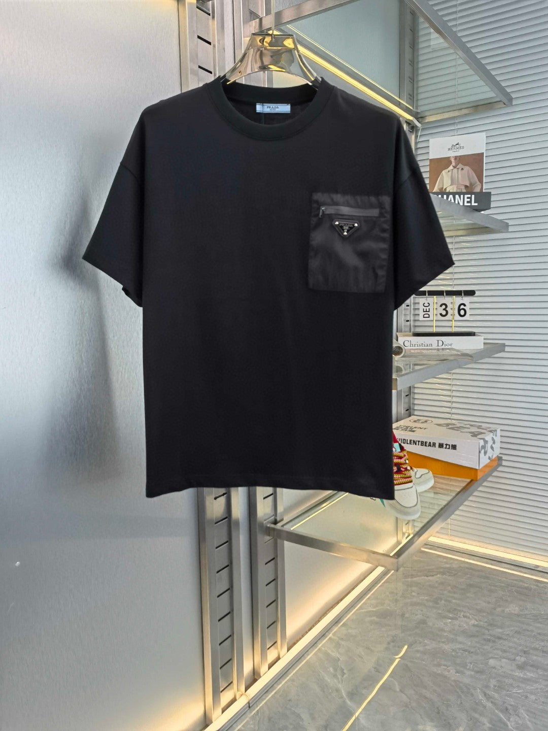 LuxluxHouse Best Quality Clothes T-shirt Prada