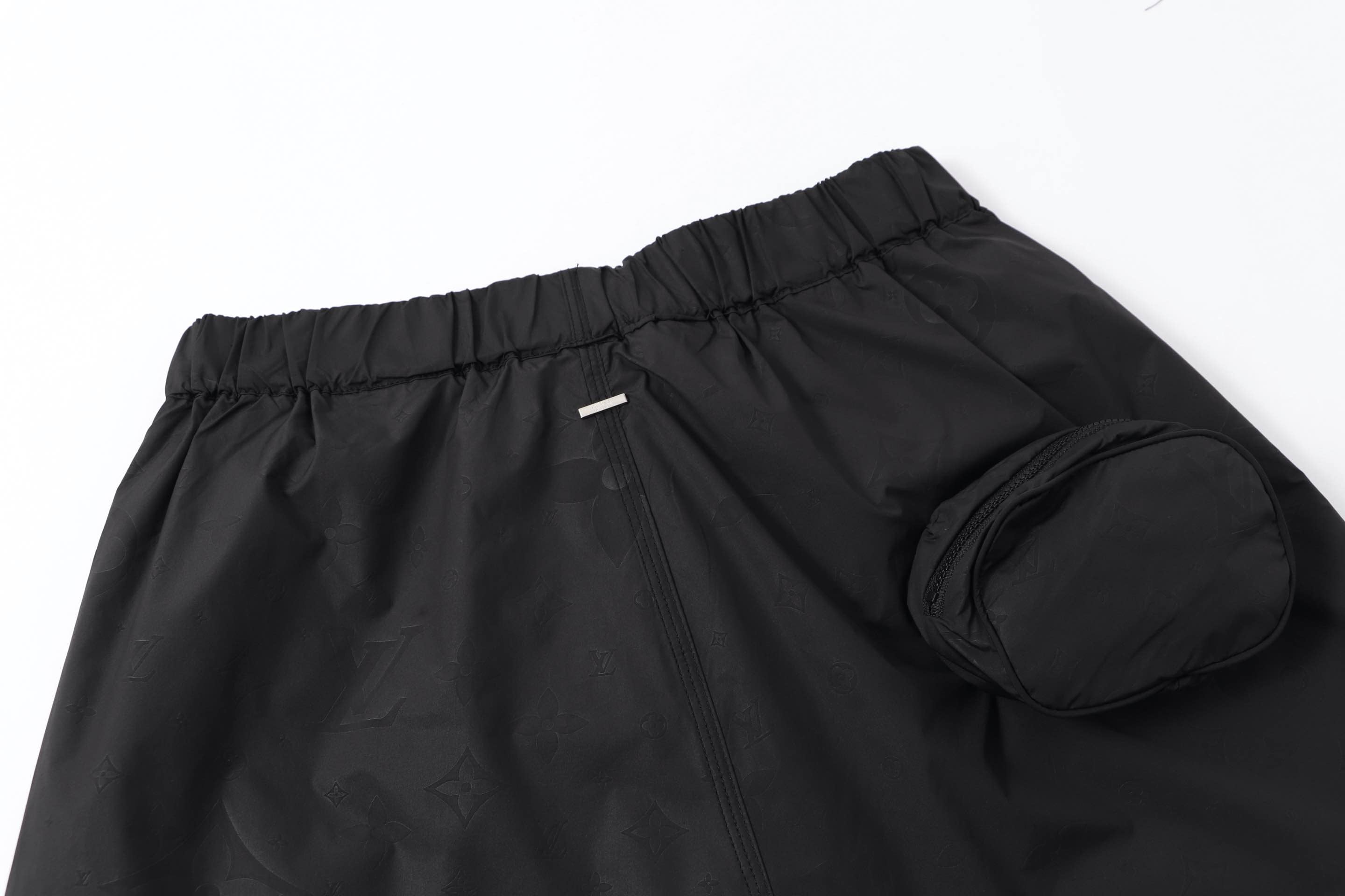 LuxluxHouse Best Quality Clothes Pants Louis Vuitton