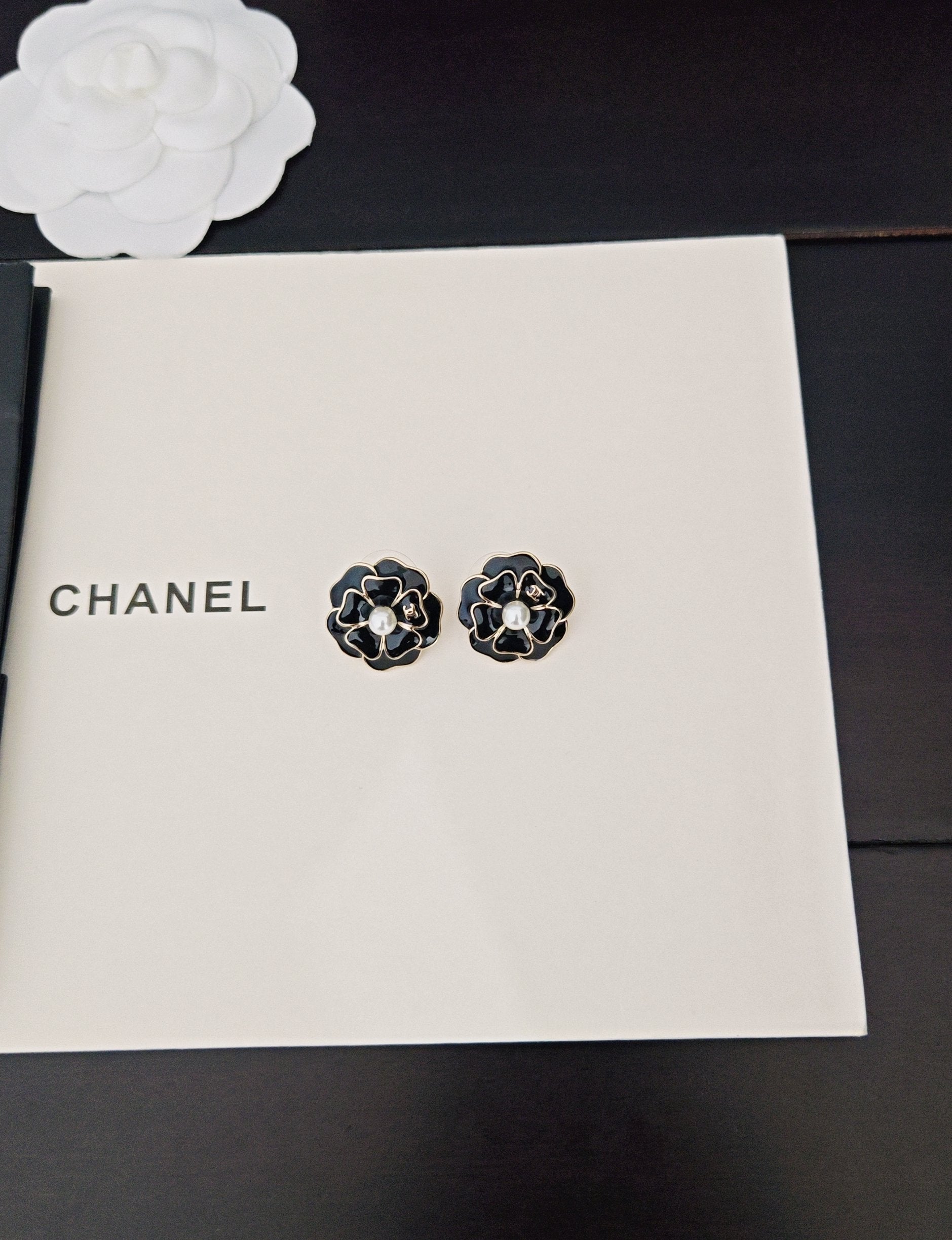 LuxluxHouse Best Quality Accessories Chanel Earrings