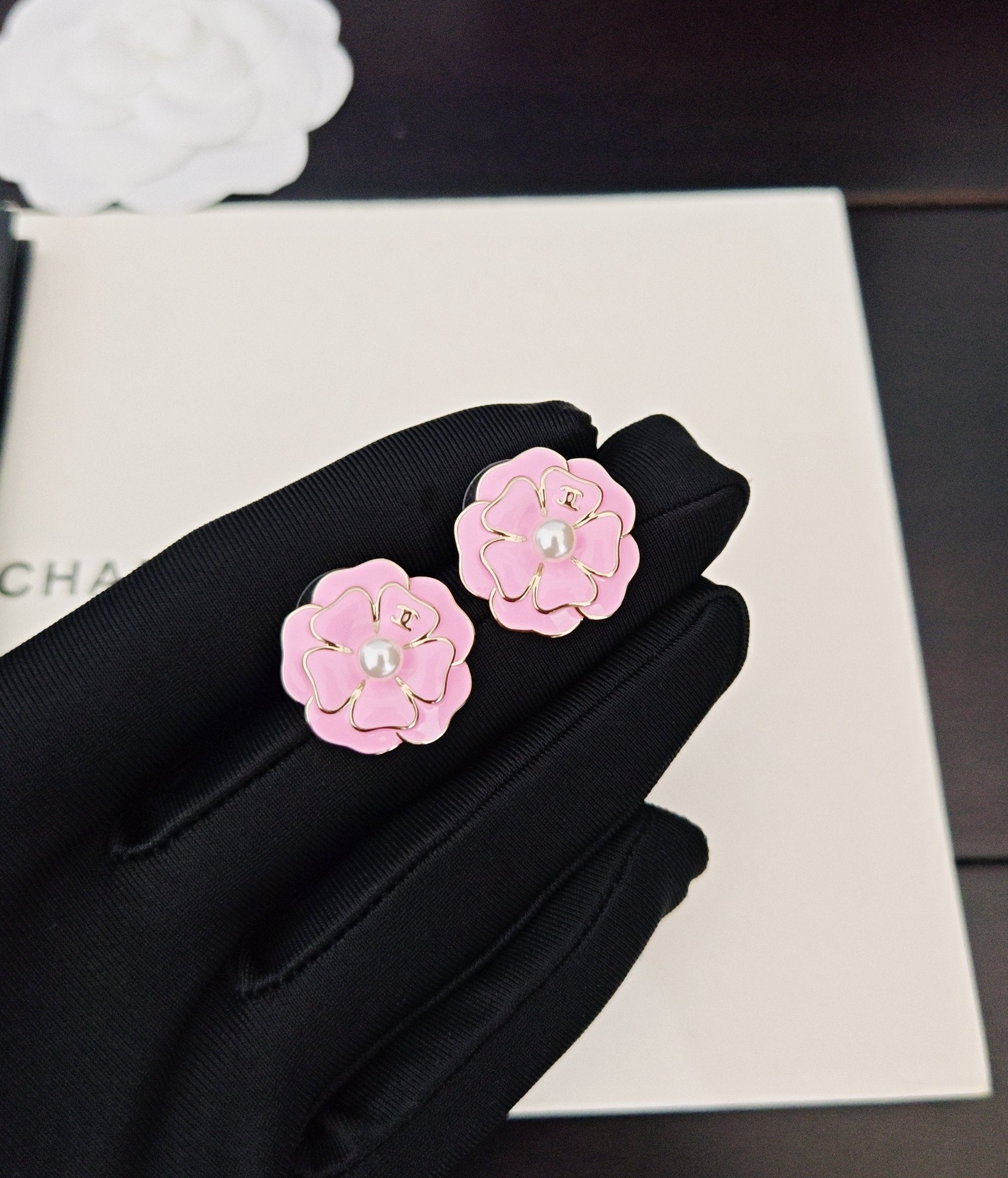 LuxluxHouse Best Quality Accessories Chanel Earrings