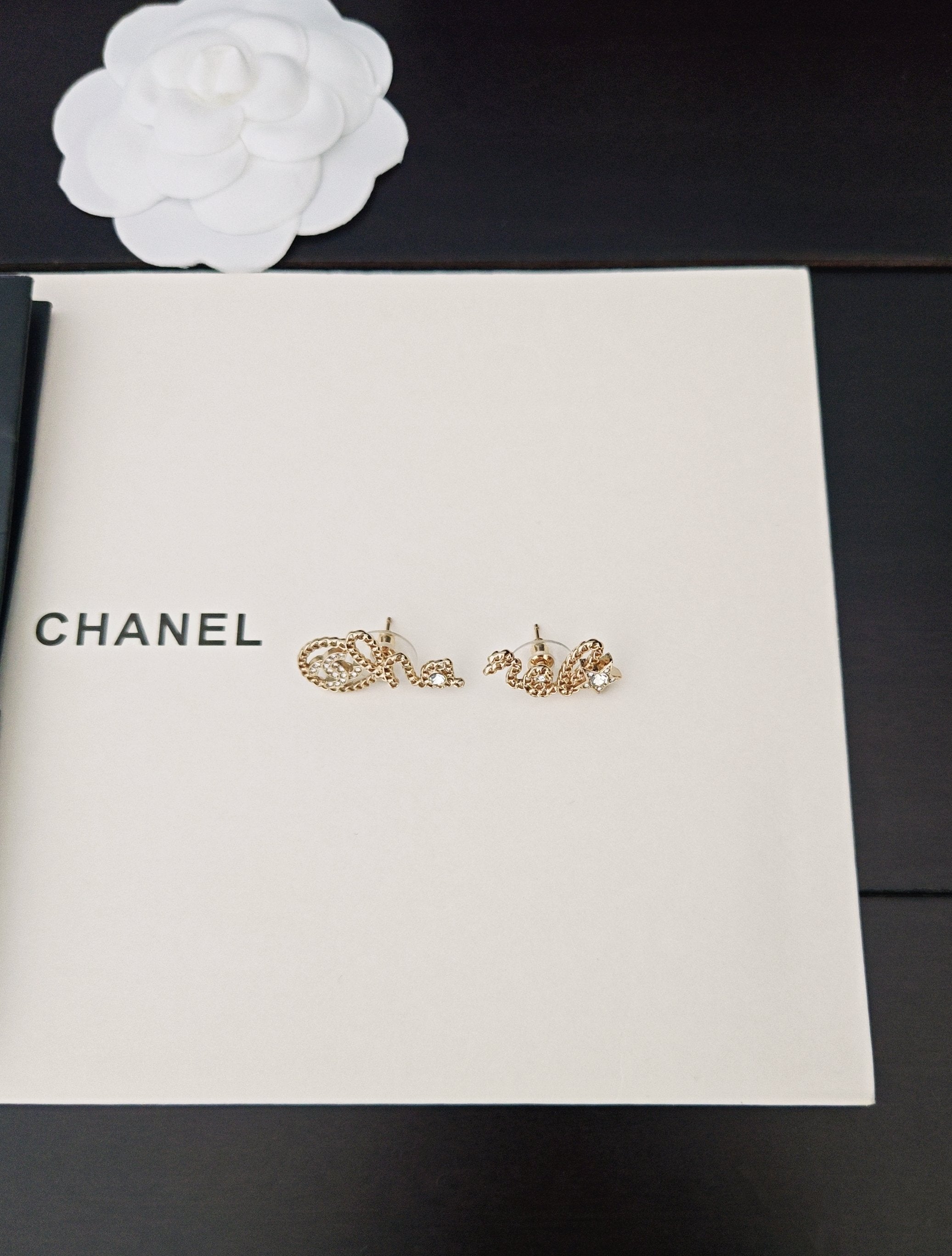 LuxluxHouse Best Quality Accessories Chanel Earrings