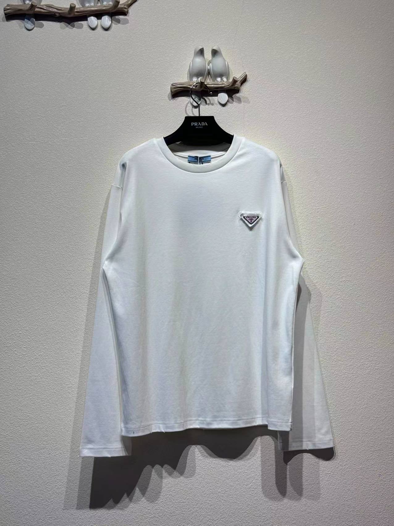 LuxluxHouse Best Quality Clothes T-shirt Prada