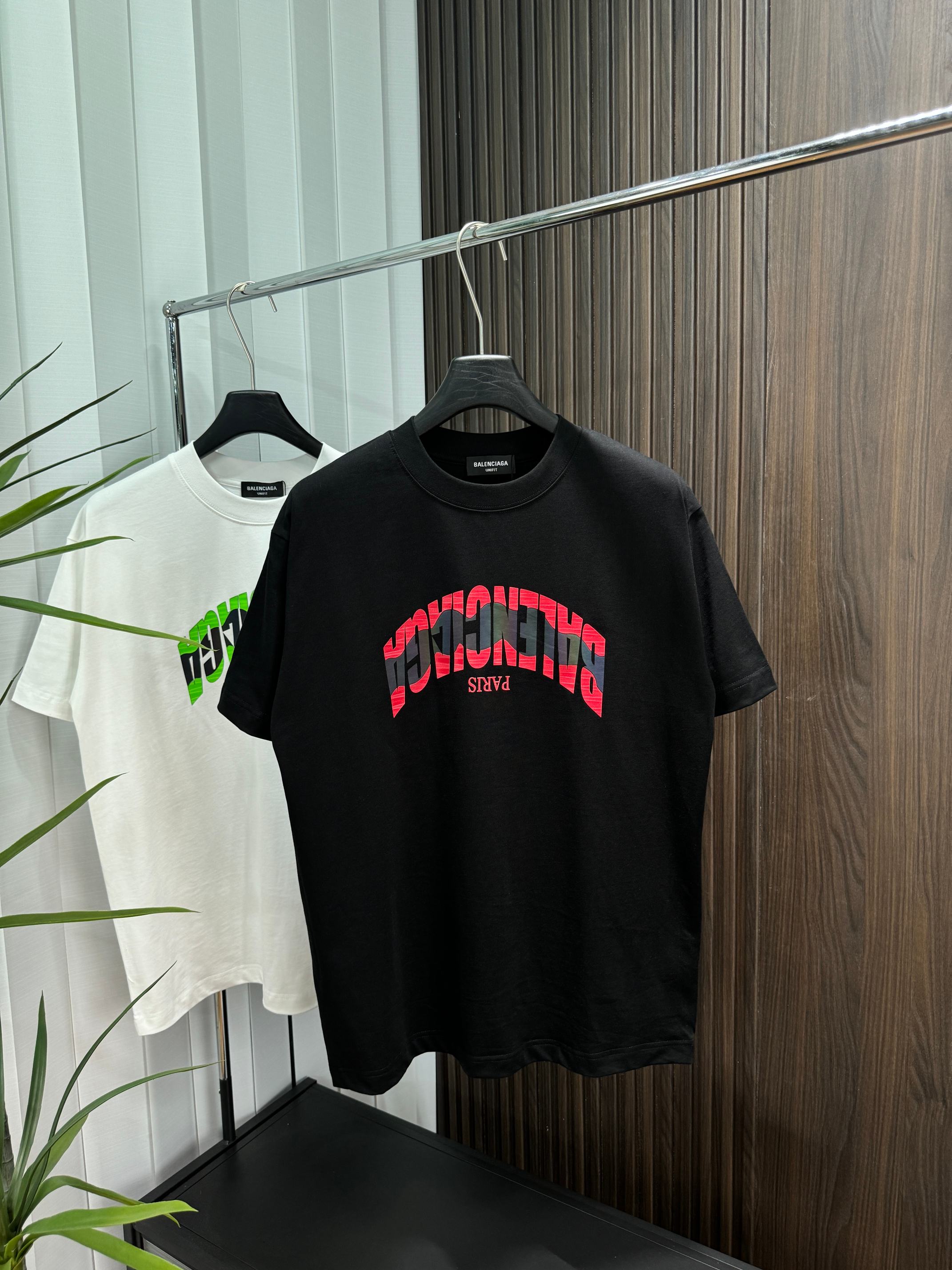 LuxluxHouse Best Quality Clothes Balenciaga T-shirt
