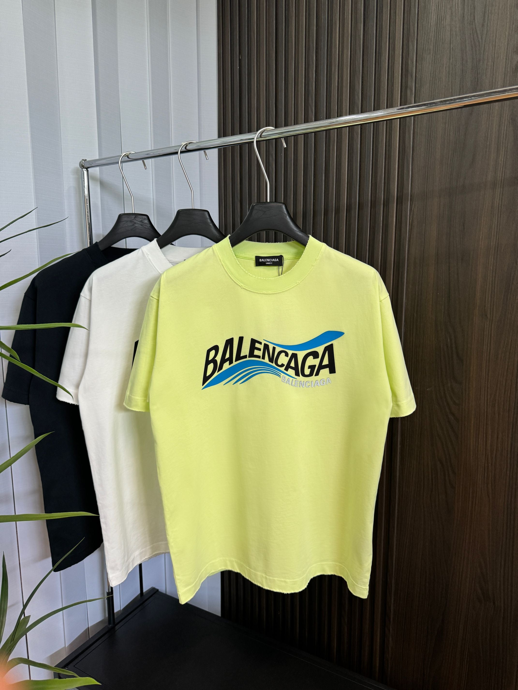 LuxluxHouse Best Quality Clothes Balenciaga T-shirt