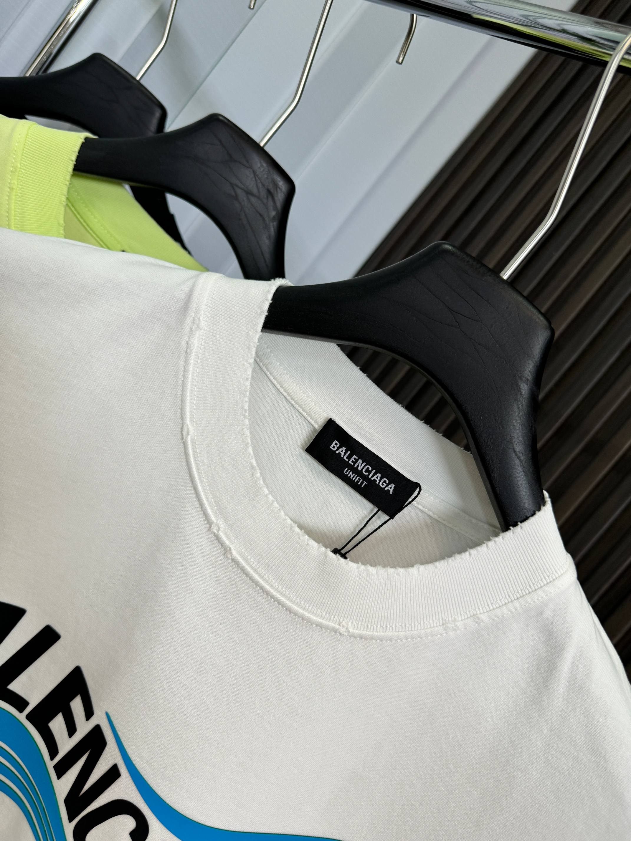 LuxluxHouse Best Quality Clothes Balenciaga T-shirt