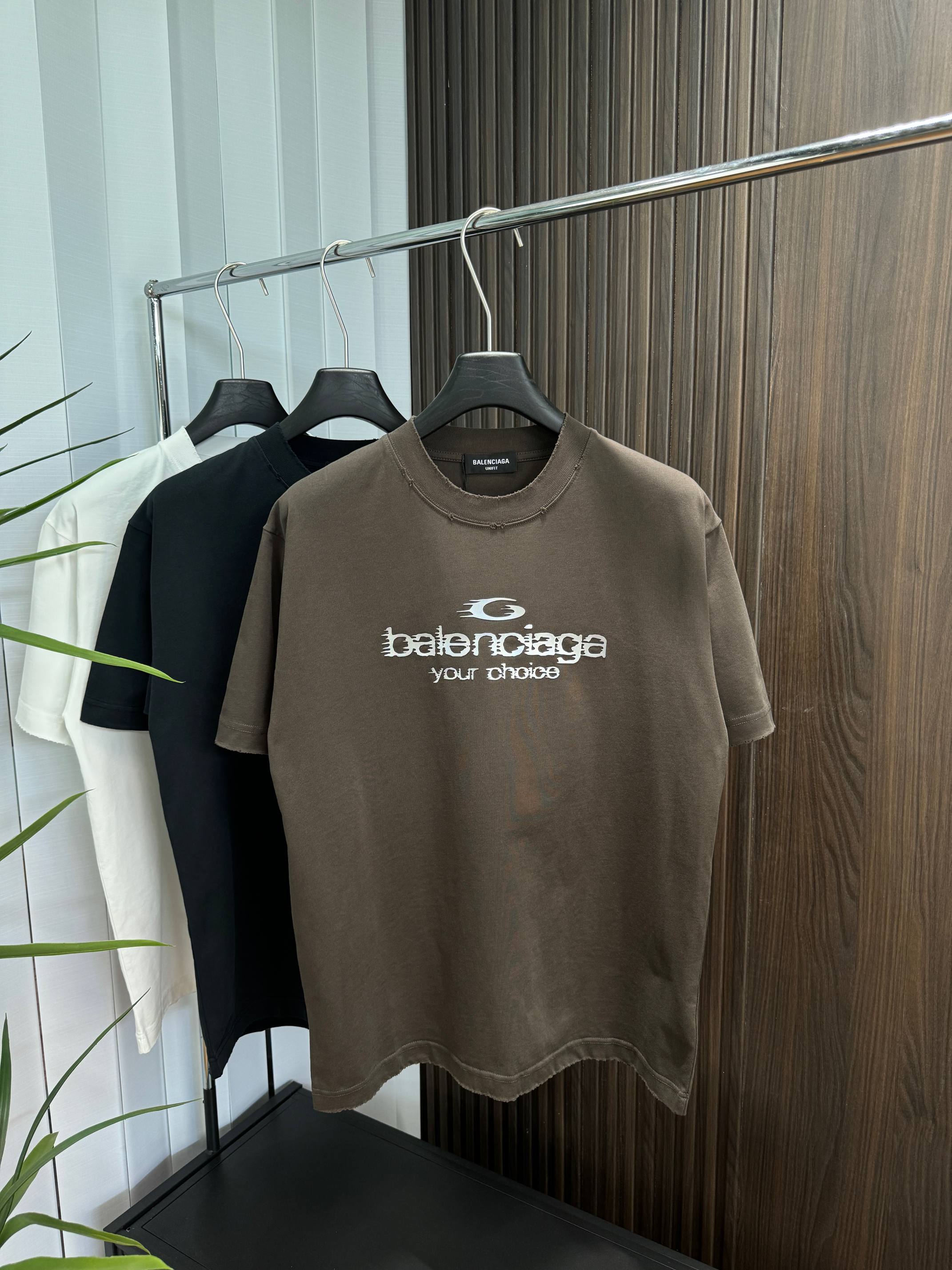 LuxluxHouse Best Quality Clothes Balenciaga T-shirt