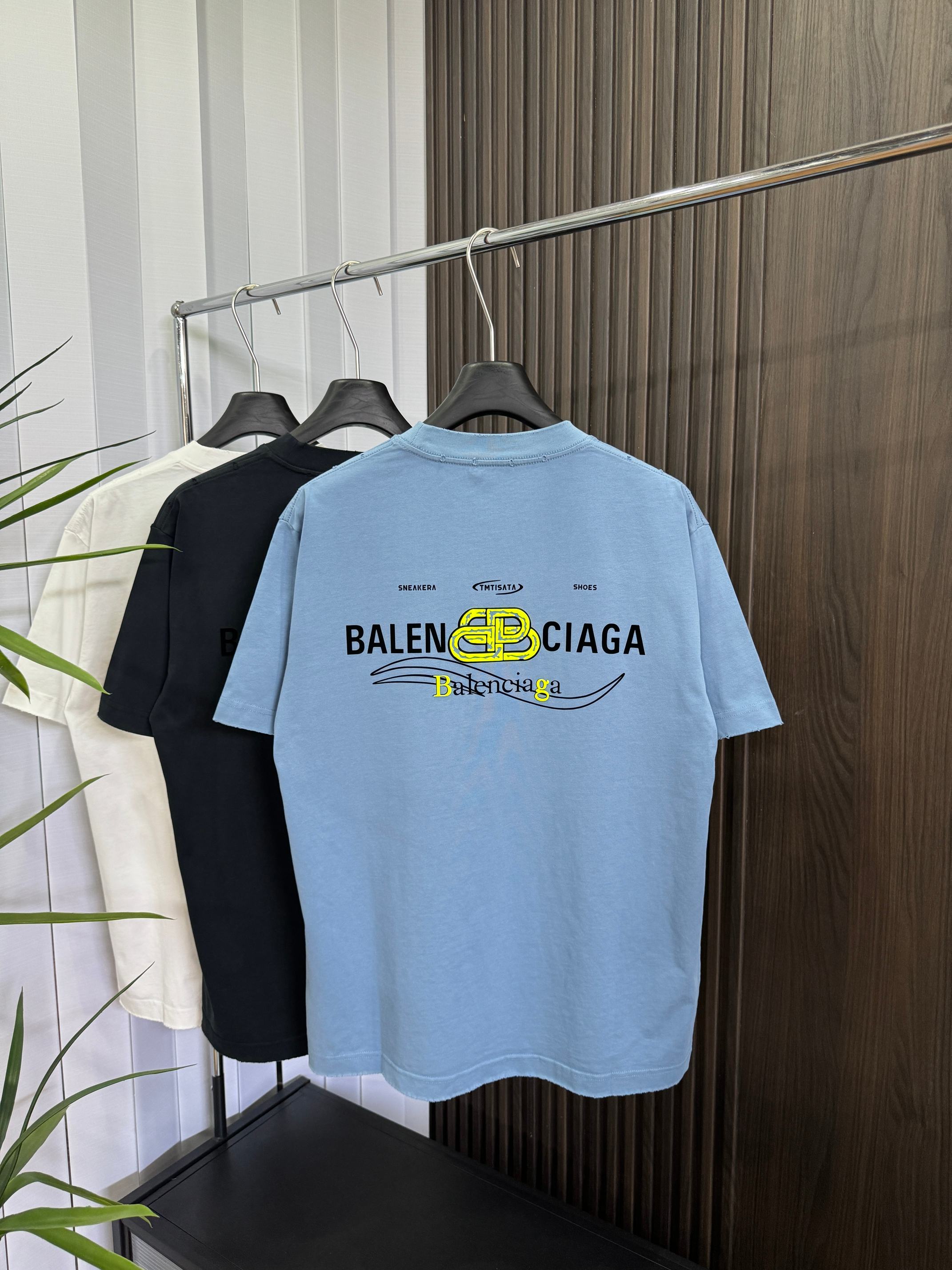 LuxluxHouse Best Quality Clothes Balenciaga T-shirt