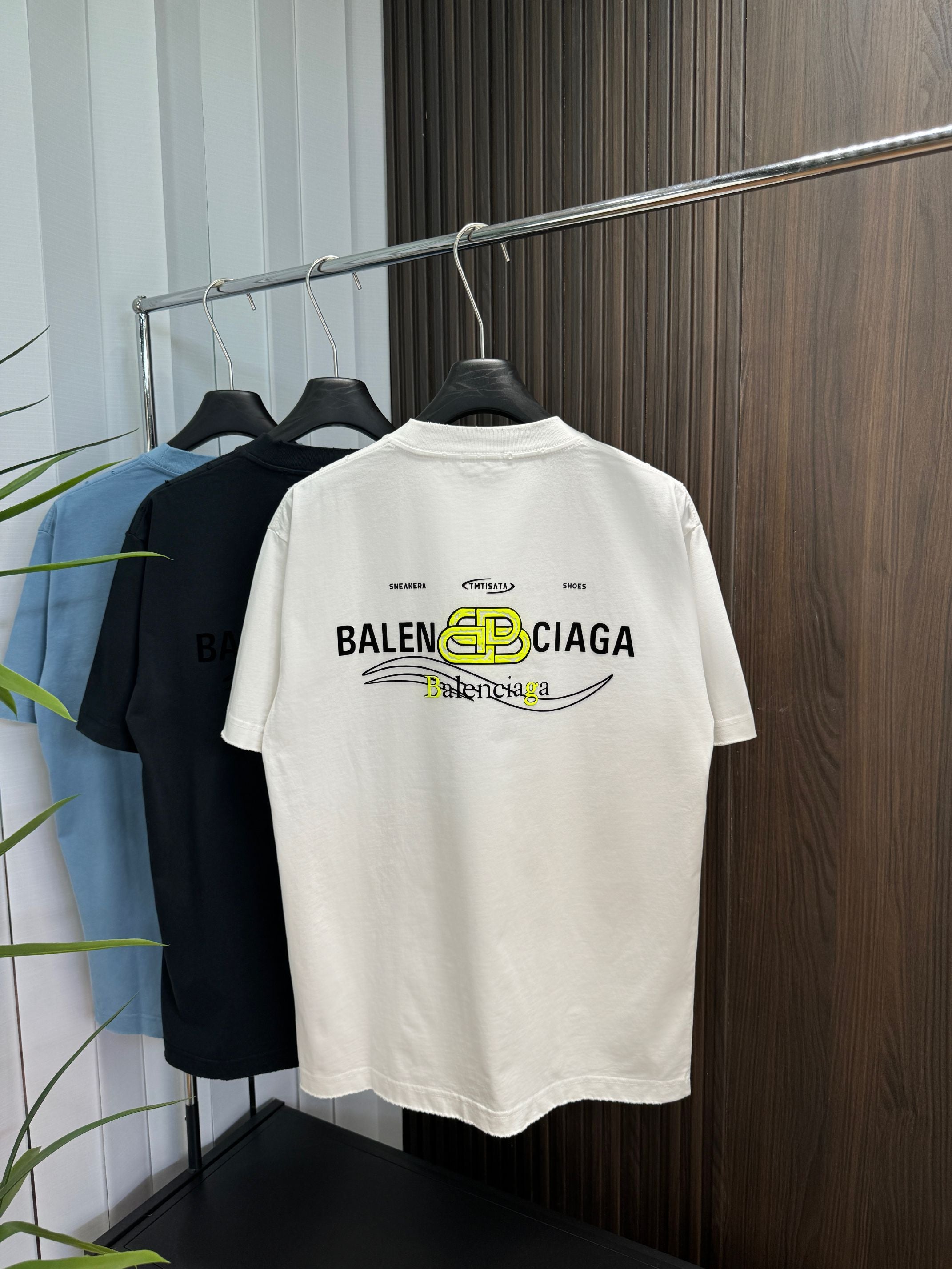 LuxluxHouse Best Quality Clothes Balenciaga T-shirt