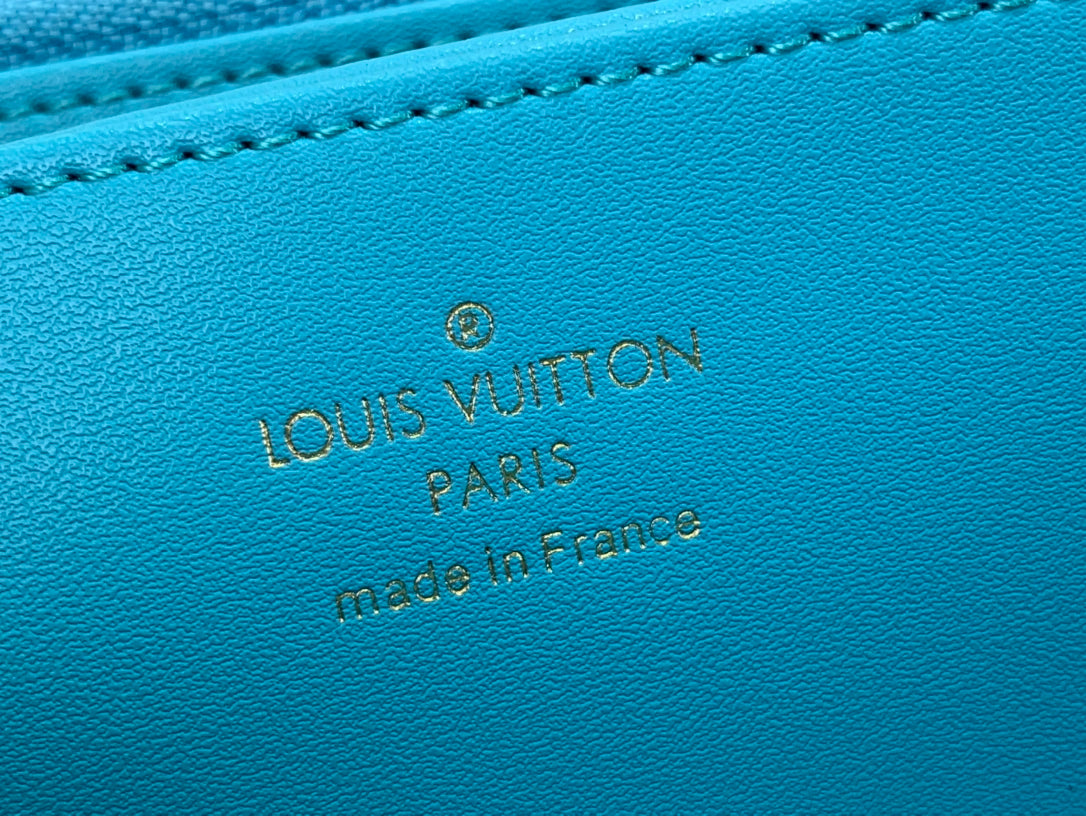 LuxluxHouse Great quality Louis Vuitton Bag Top Quality 19.5*10.5*2.5cm Free shipping