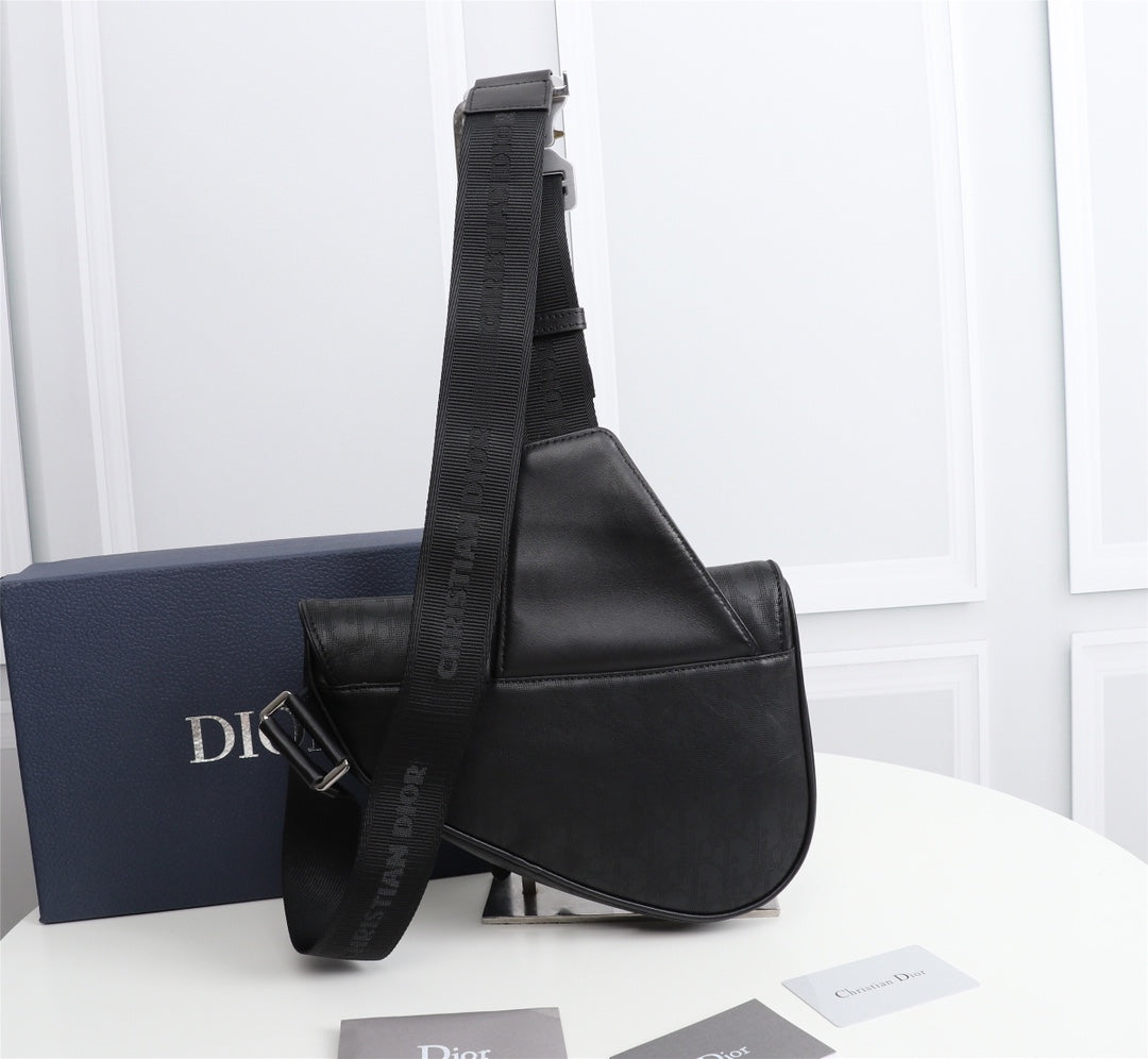 Free shipping LuxluxHouse Dior Top Bag 26*19*4.5cm