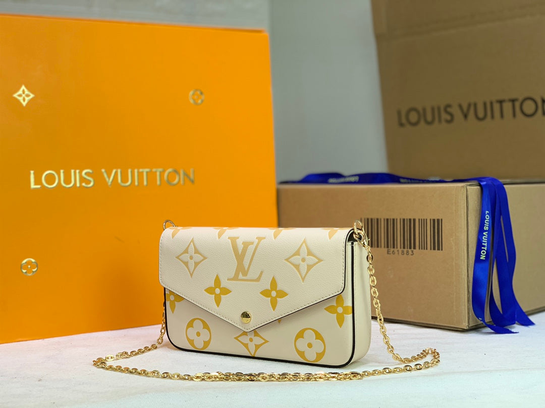 LuxluxHouse Great quality Louis Vuitton Top Bag 12*12*3cm Free shipping