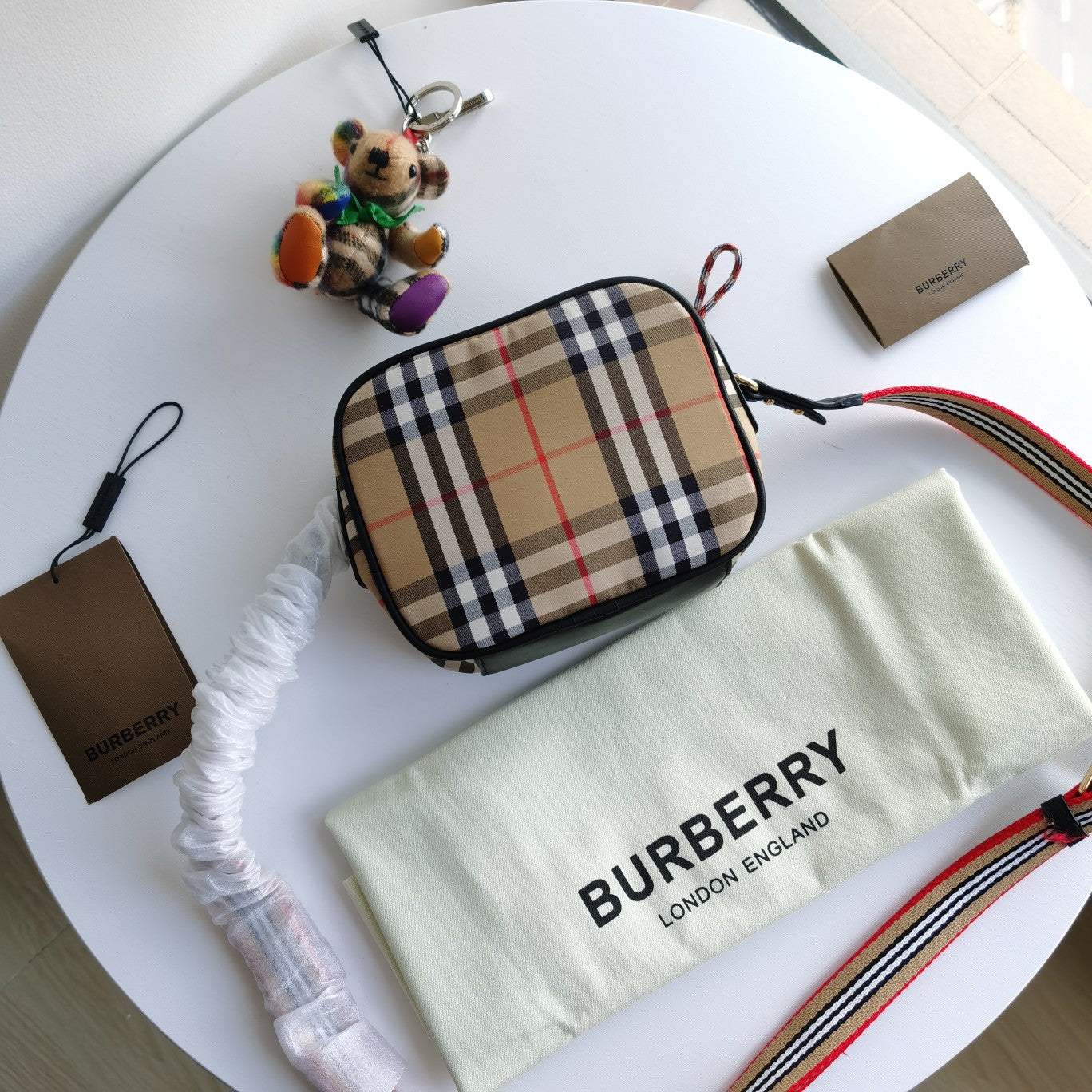 LuxluxHouse Great quality Burberry Bag Top Quality 17*14*7cm Free shipping