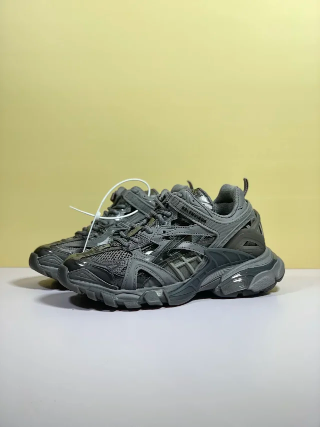 OK batch-Balenciaga track2 sneaker