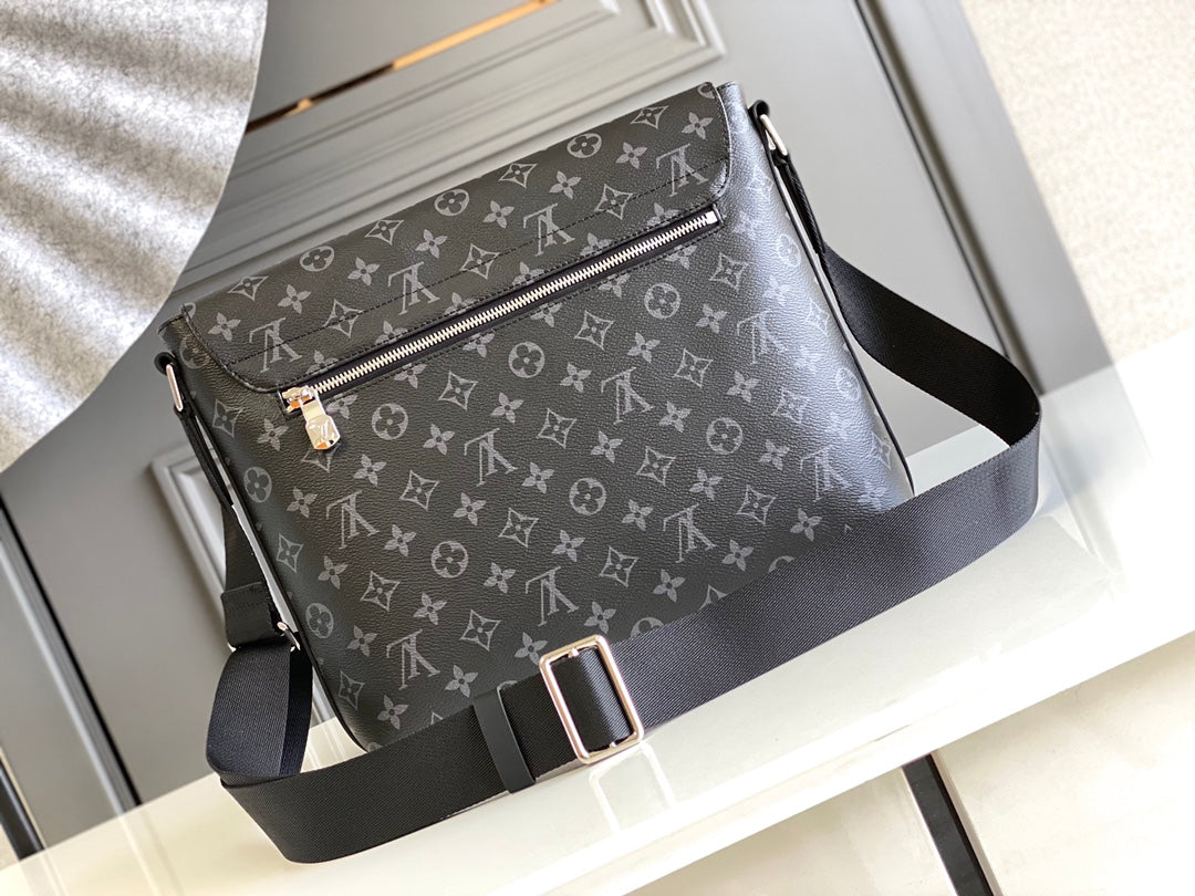 LuxluxHouse Great quality Louis Vuitton Top Bag 31*27*8cm Free shipping