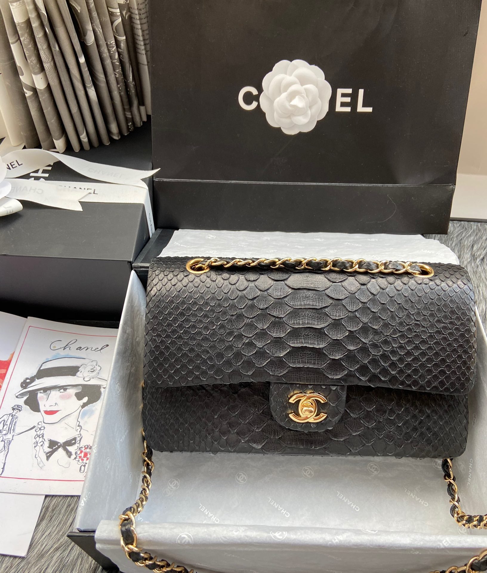 LuxluxHouse Great quality Chanel Top Bag 25.5*7*16CM Free shipping